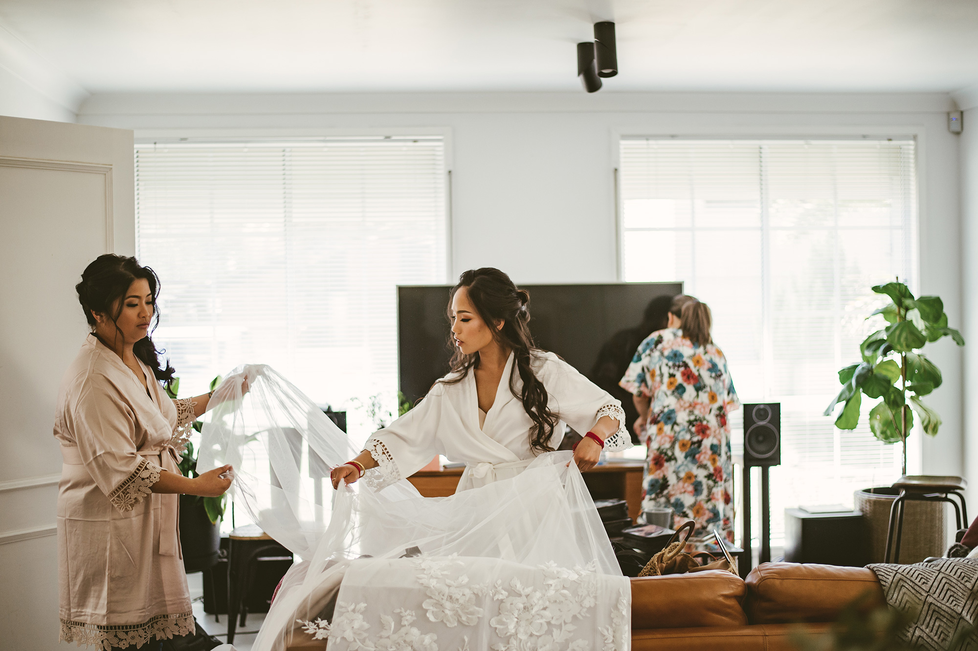 Sonita Marlowe Bohemian Barn Wedding Kevin Lue Photography 030