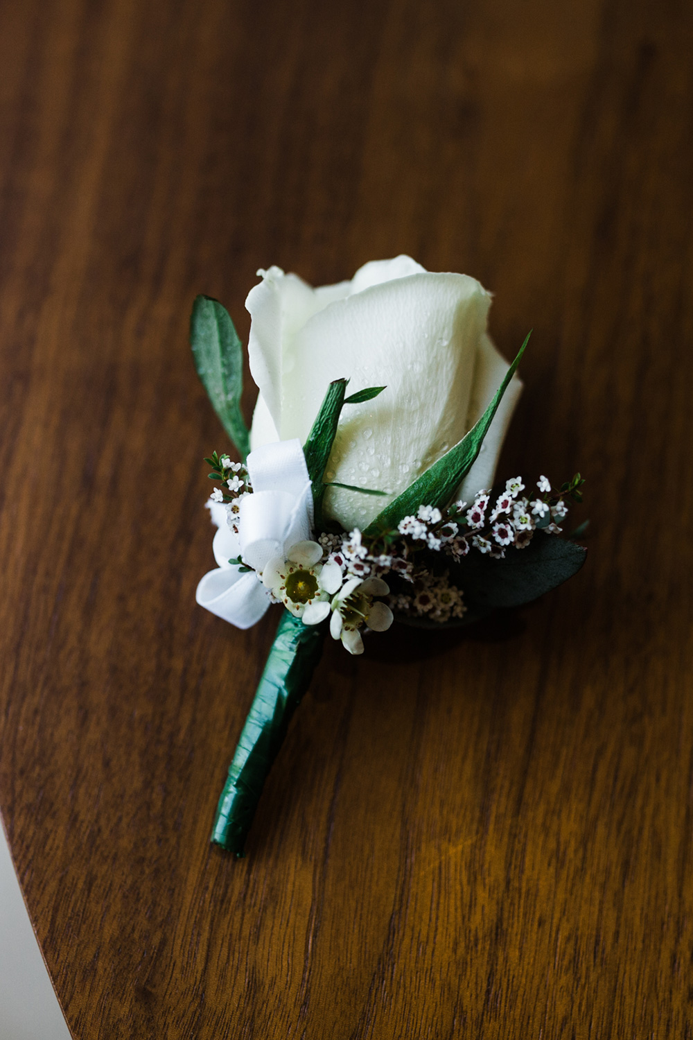 Sophie_Ambrose_Simple-Elegant-Wedding_This-is-Life-Photography_SBS_002
