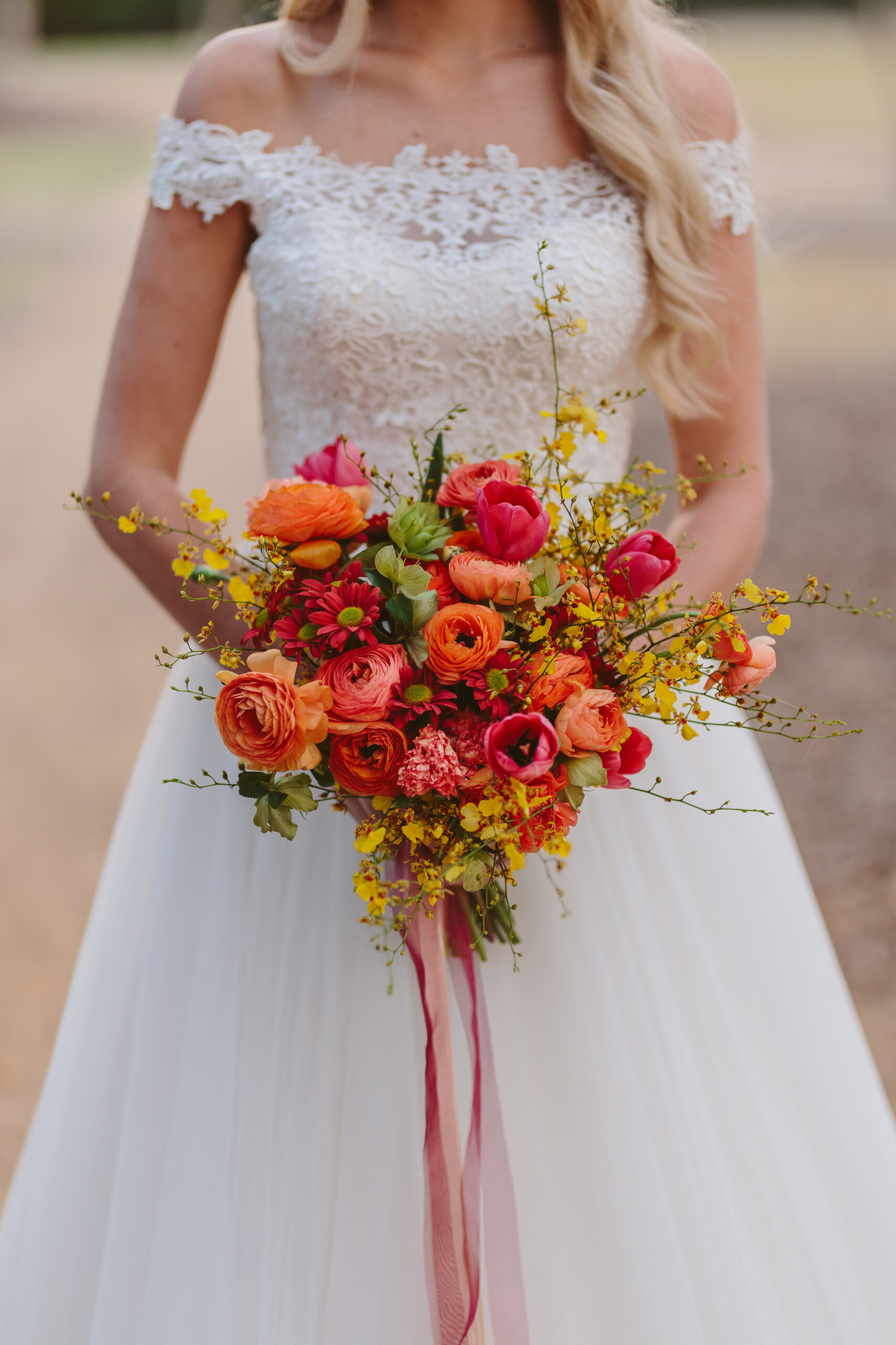 Splash of Colour Wedding Inspiration Piccolo Petalo Phos Collective SBS 032 scaled