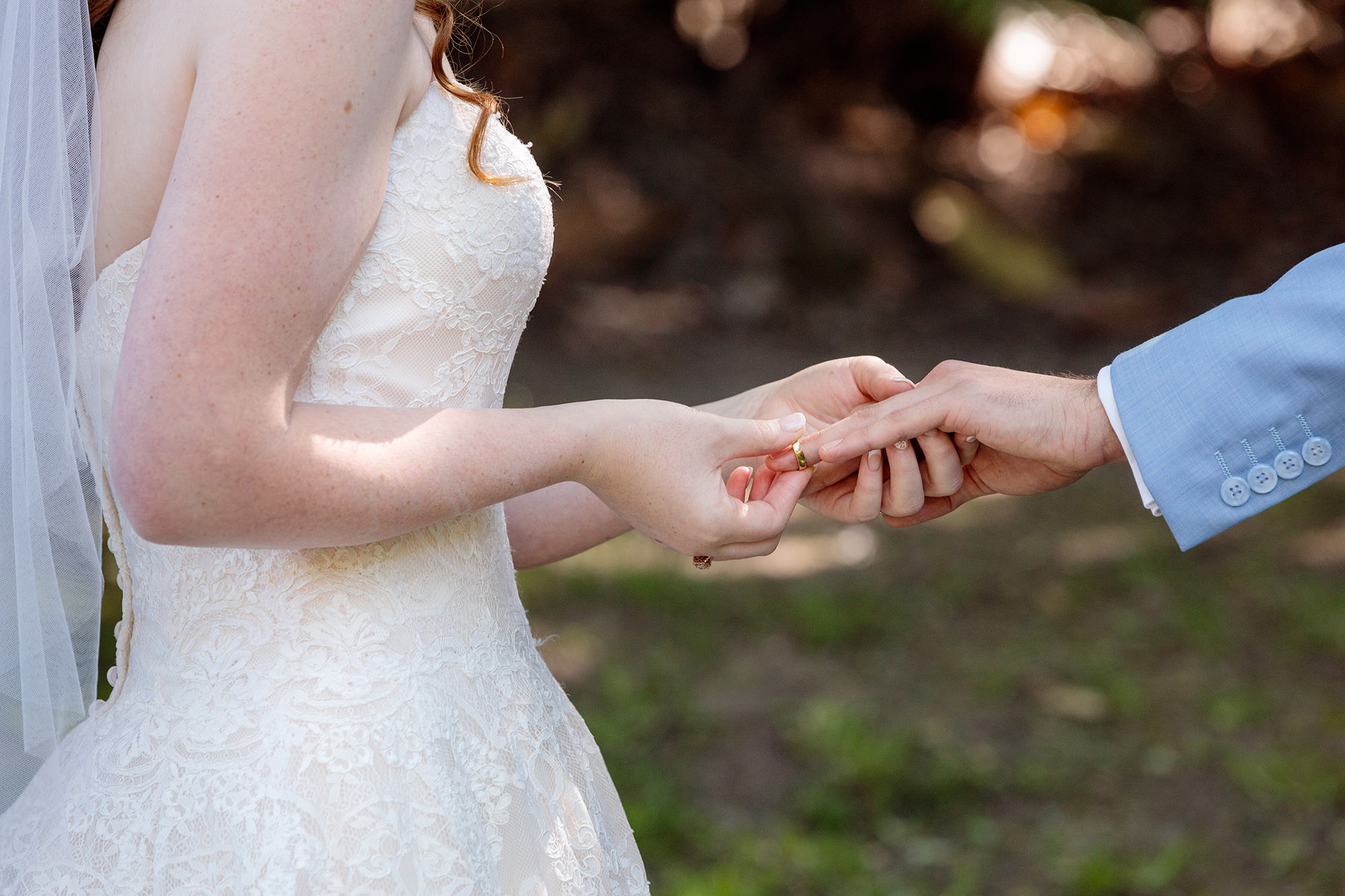 Stacey_Andrew_Rustic-Farm-Wedding_Alan-Rogers-Photography_018