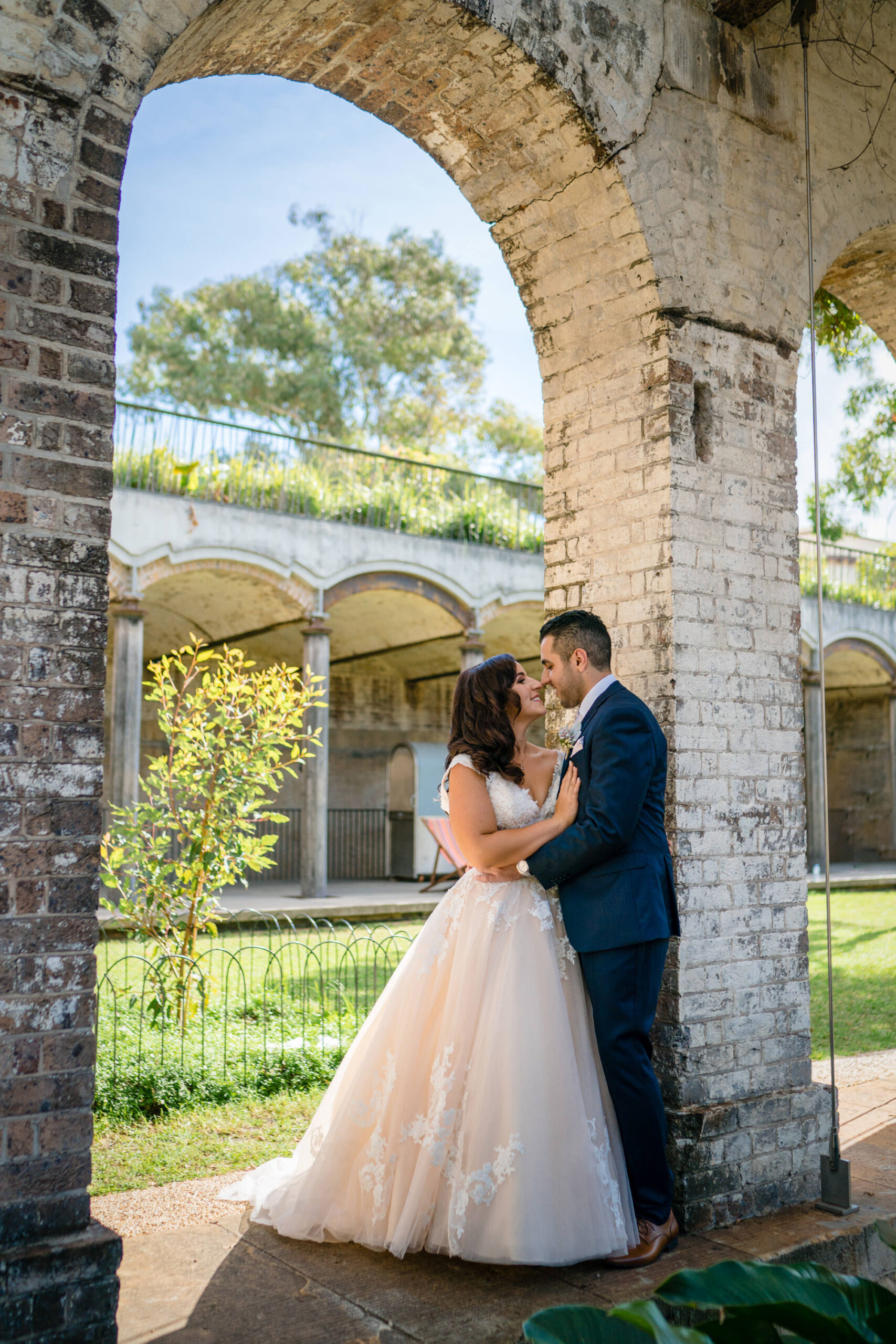 Stephanie Chris Simple Garden Wedding Sam Wyper Photography SBS 026 scaled