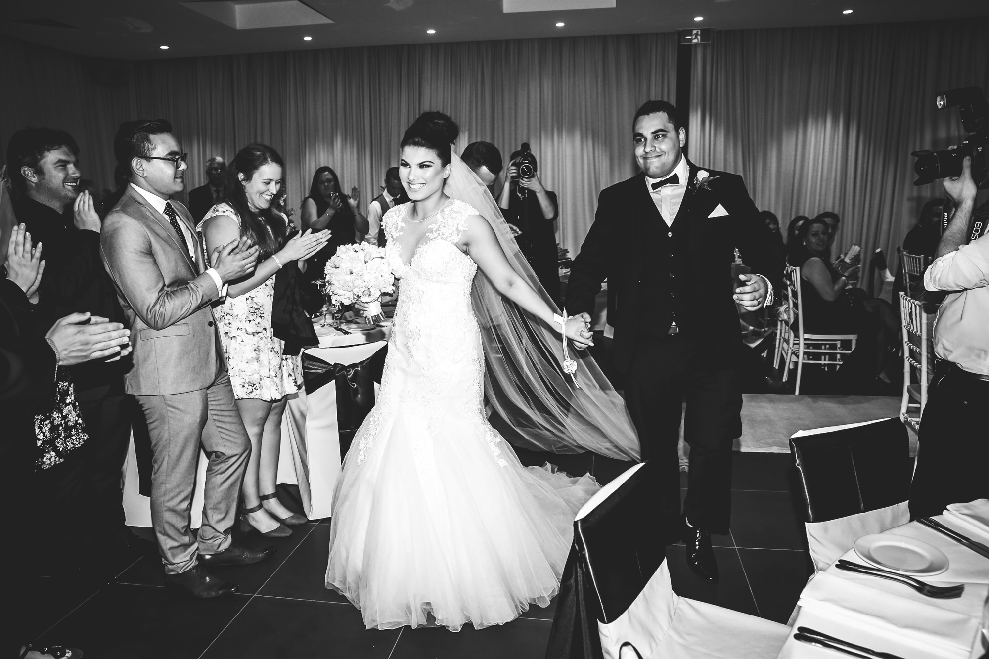 Stephanie_Tashkin_Black-White-Wedding_004