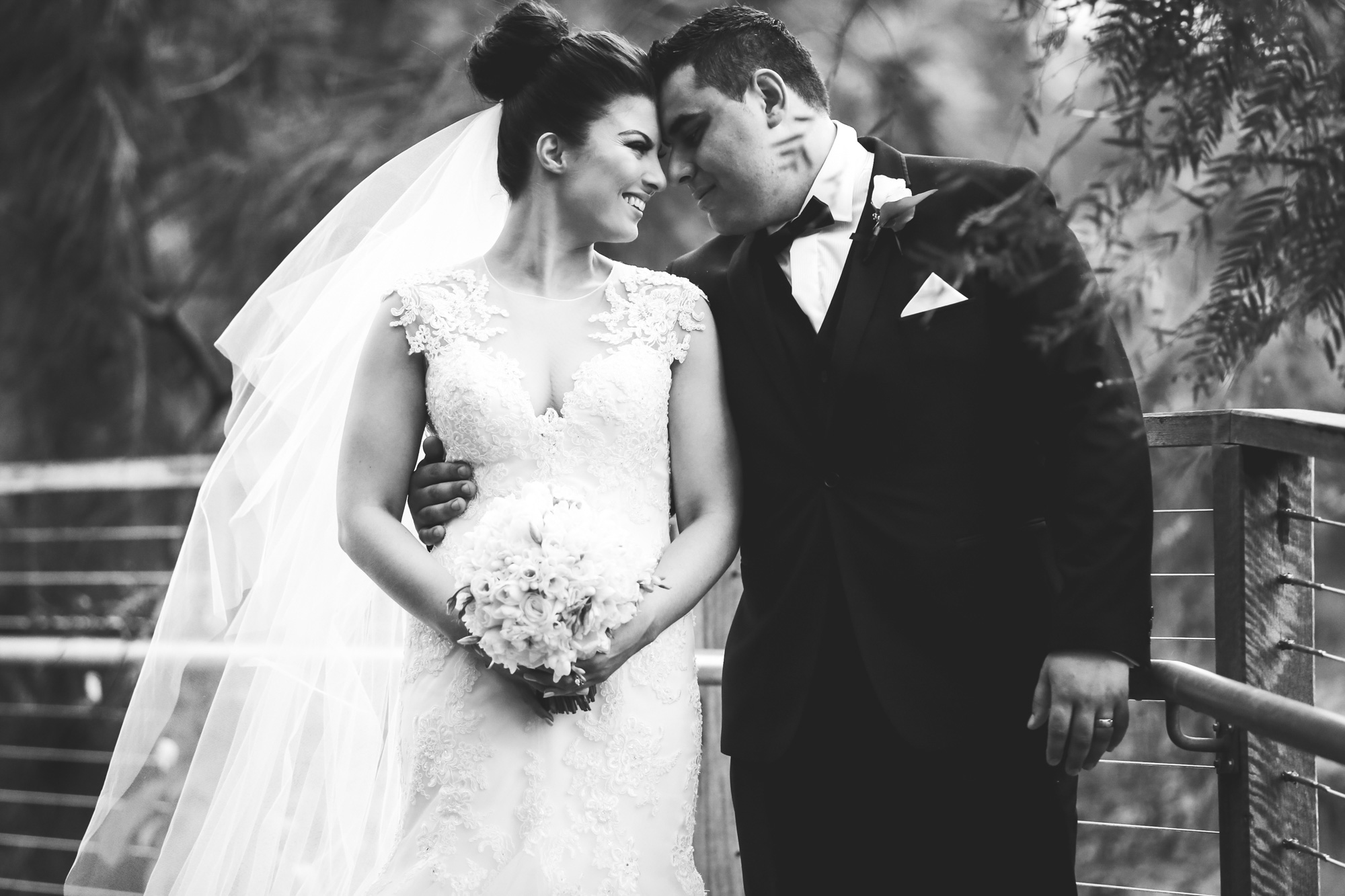 Stephanie_Tashkin_Black-White-Wedding_032