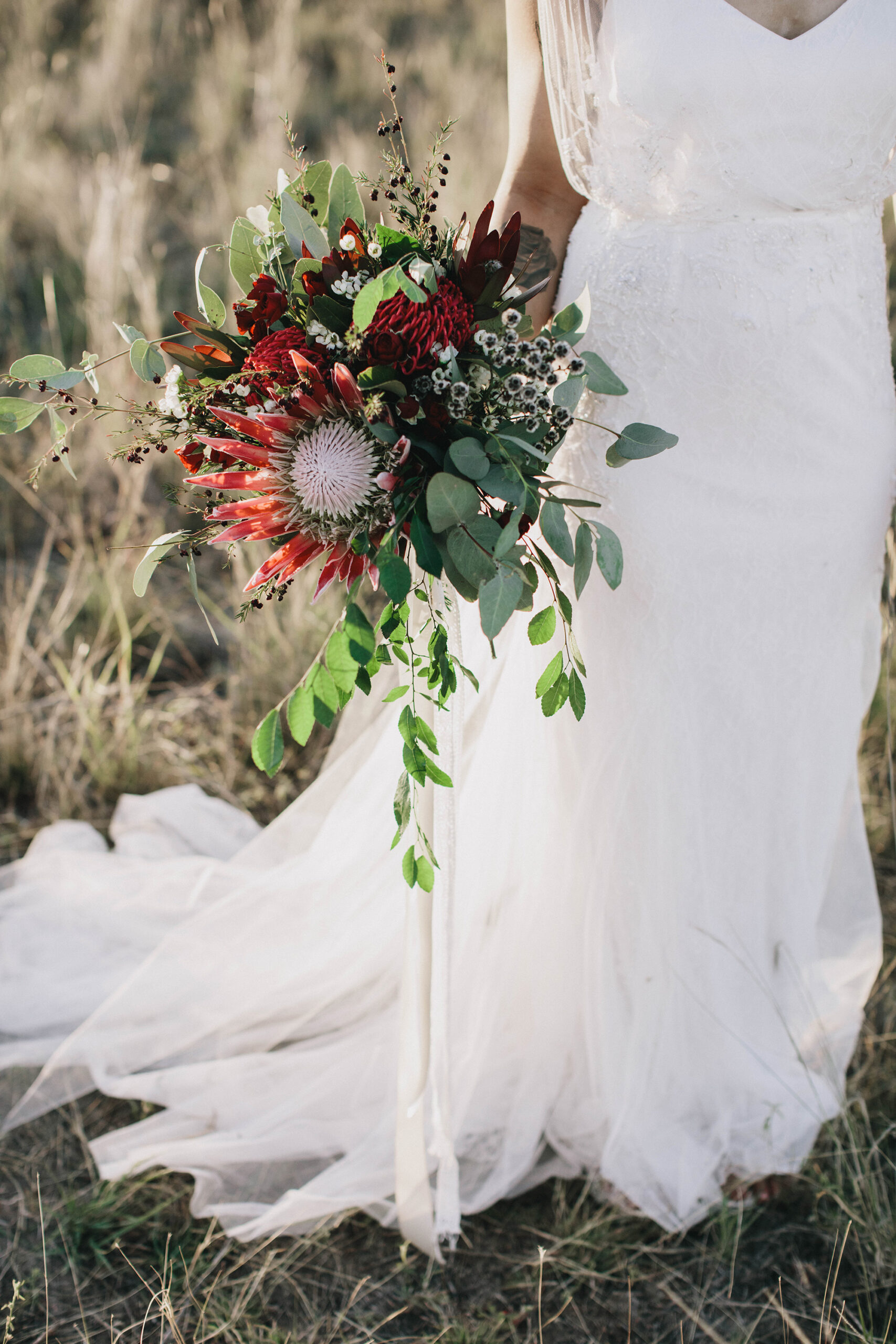 Tahnee_Matt_Modern-Boho-Wedding_024