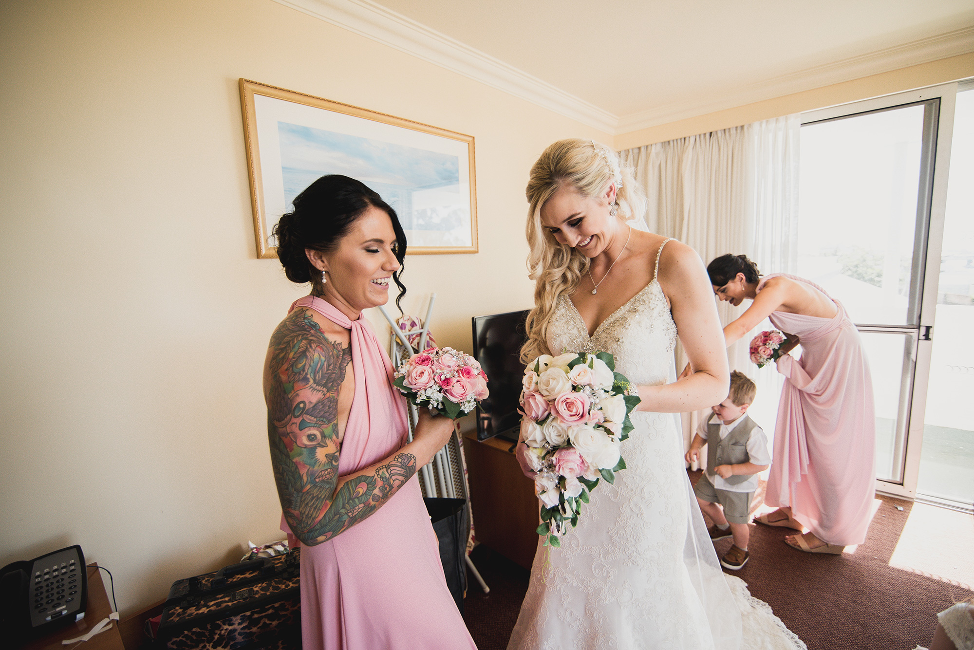 Tamlyn_Josh_Romantic-Vintage-Wedding_012