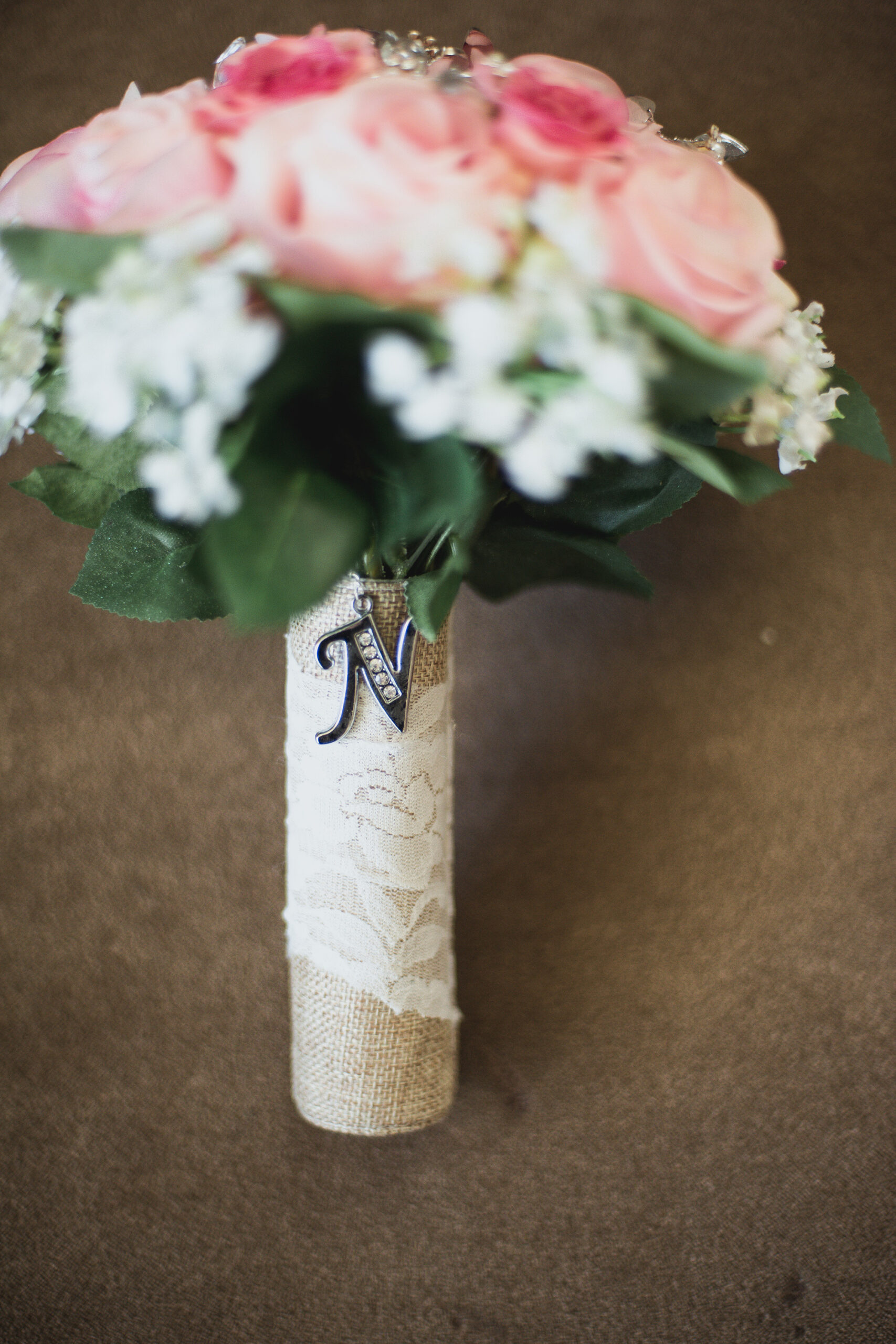 Tamlyn_Josh_Romantic-Vintage-Wedding_SBS_001