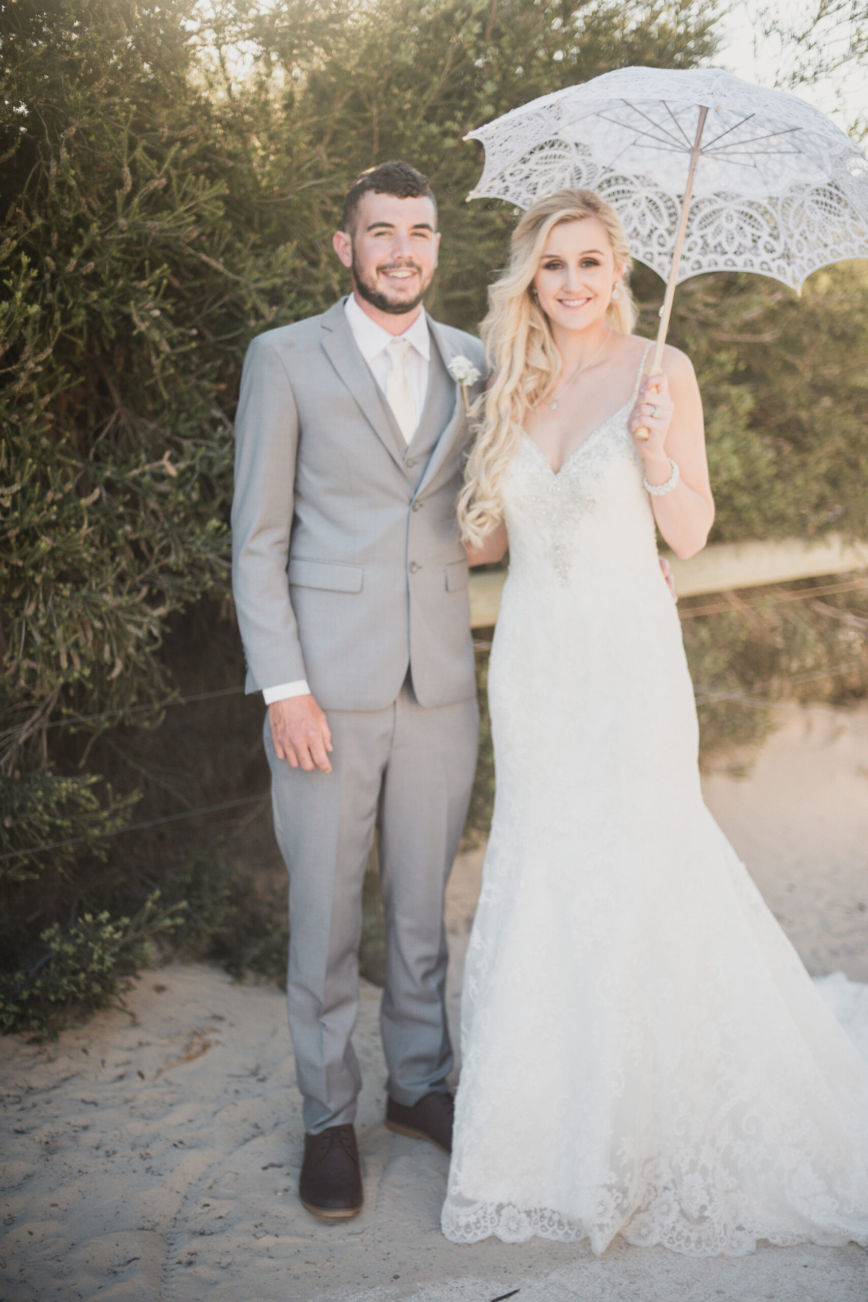 Tamlyn_Josh_Romantic-Vintage-Wedding_SBS_016