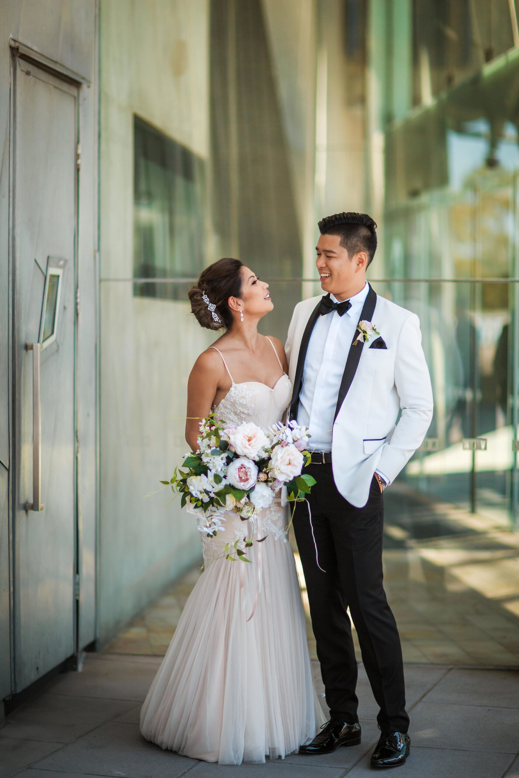 Tara_Nathan_Elegant-White-Wedding_Clarte-Photography_026