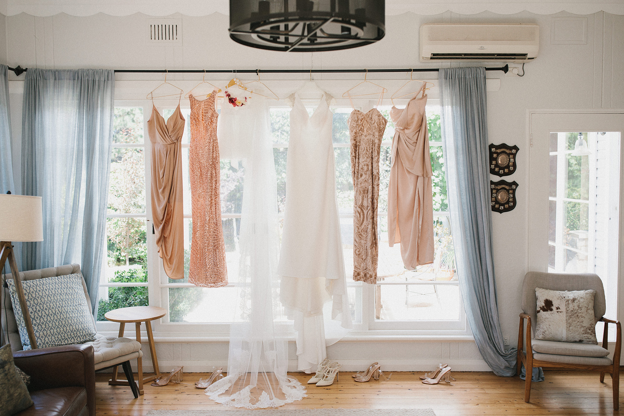 Tara_Robert_Luxe-Rustic-Wedding_Thomas-Stewart-Photography_009