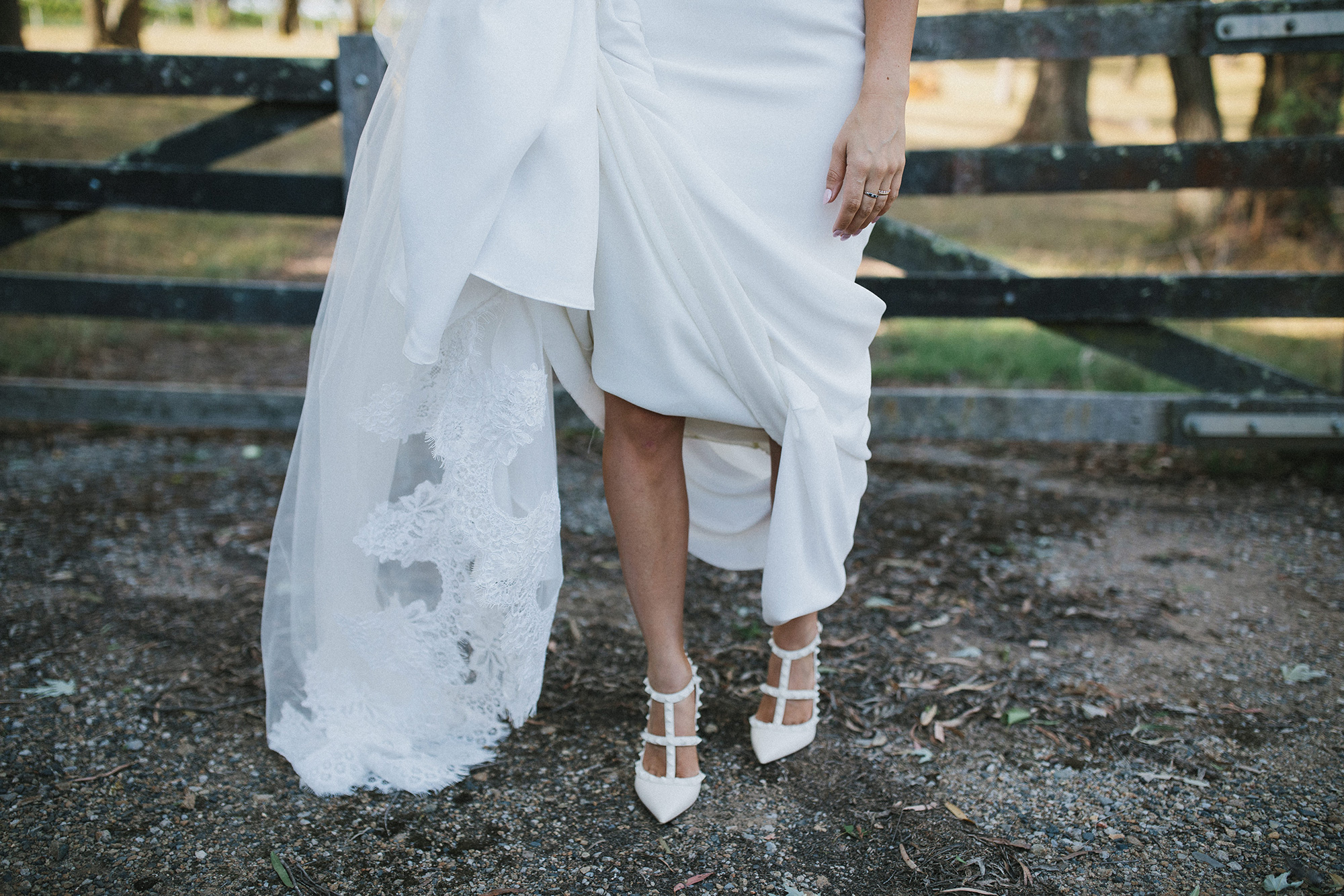 Tara_Robert_Luxe-Rustic-Wedding_Thomas-Stewart-Photography_039