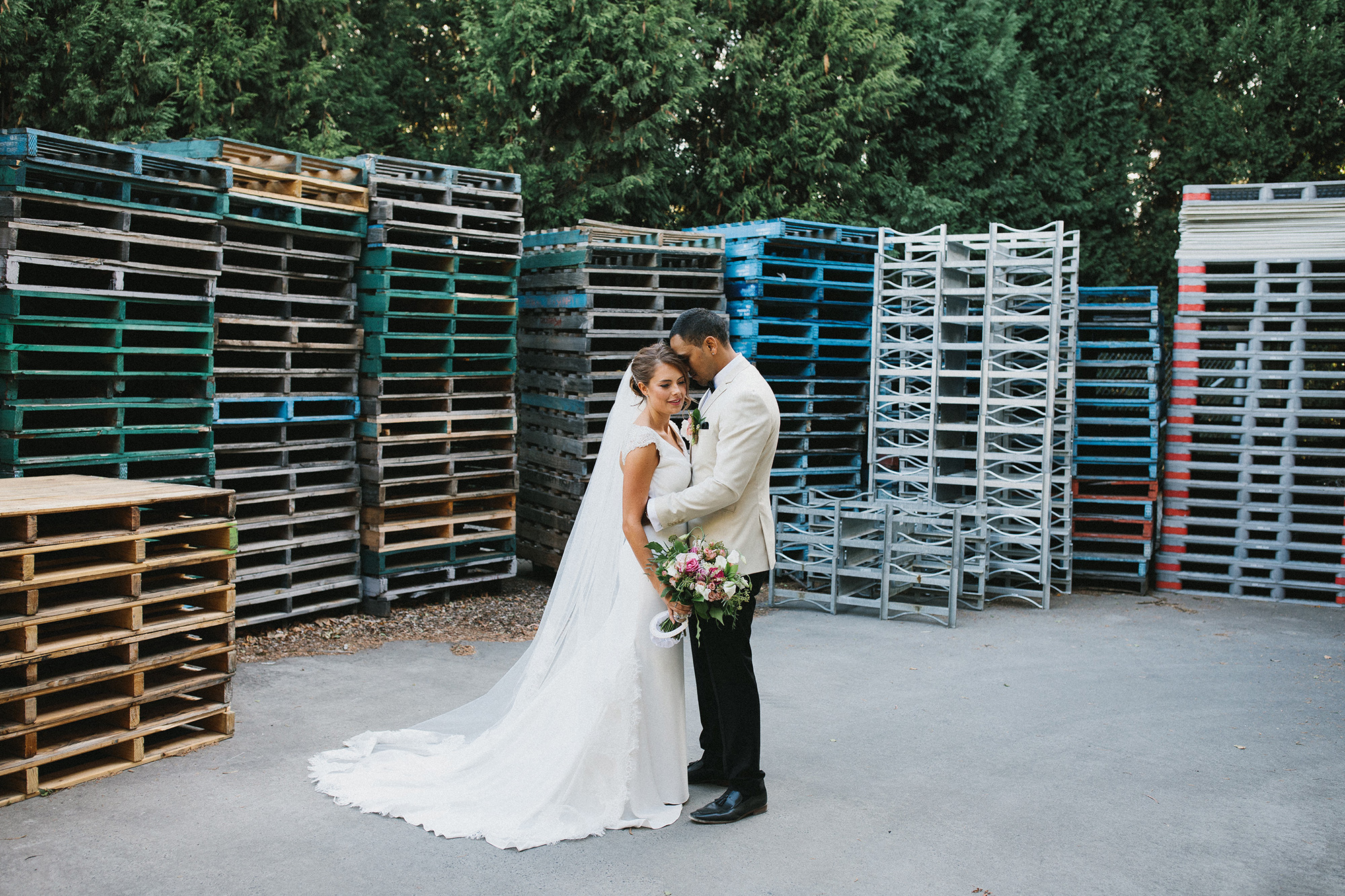 Tara_Robert_Luxe-Rustic-Wedding_Thomas-Stewart-Photography_043