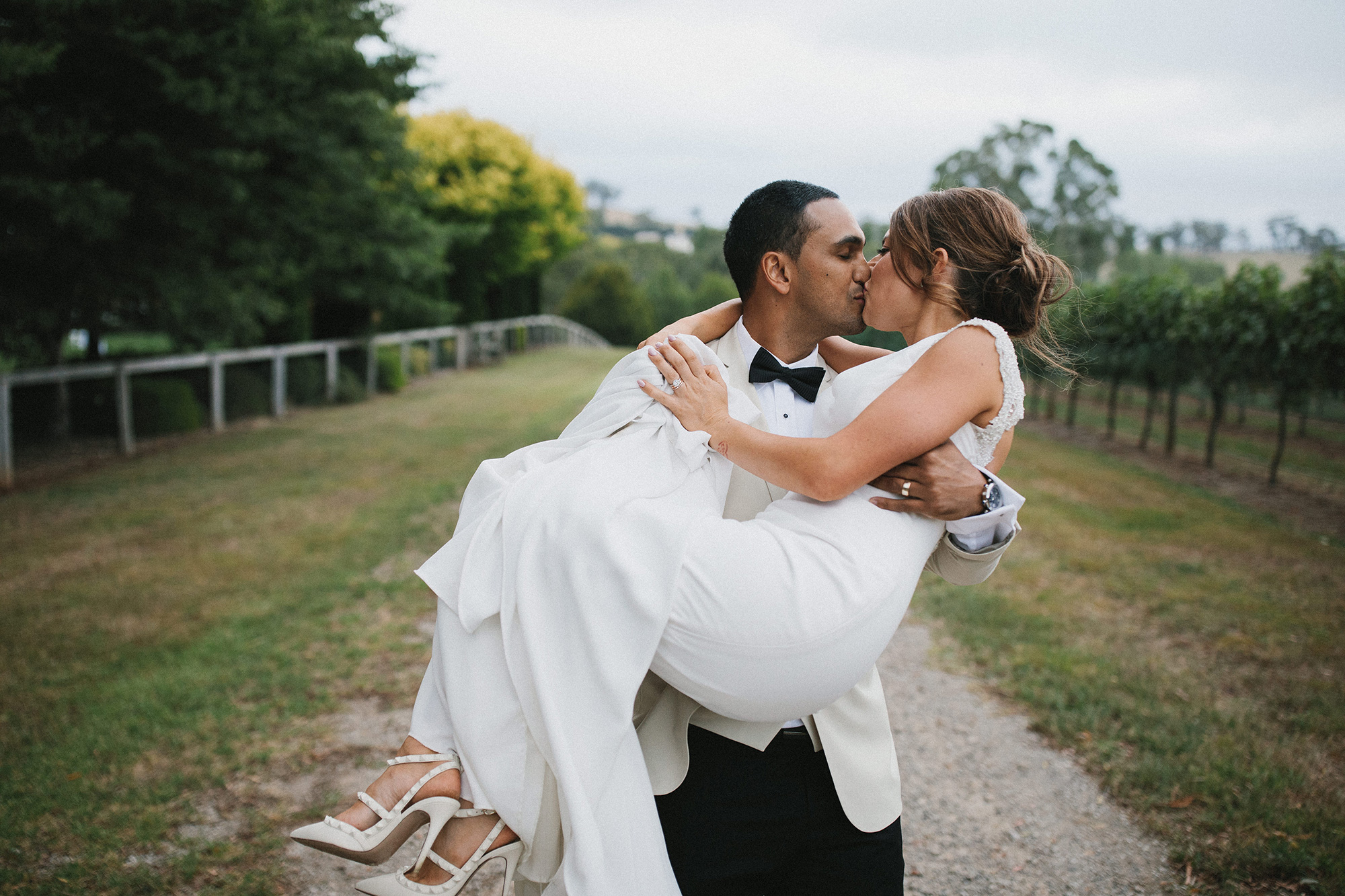 Tara_Robert_Luxe-Rustic-Wedding_Thomas-Stewart-Photography_052