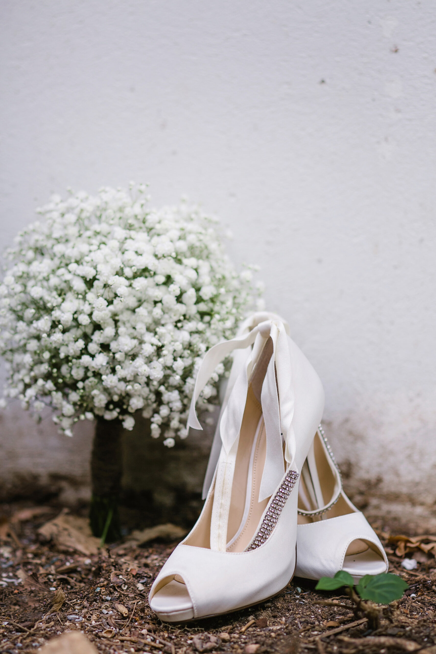 Tara_Ryan_Modern-Classic-Wedding_SBS_005