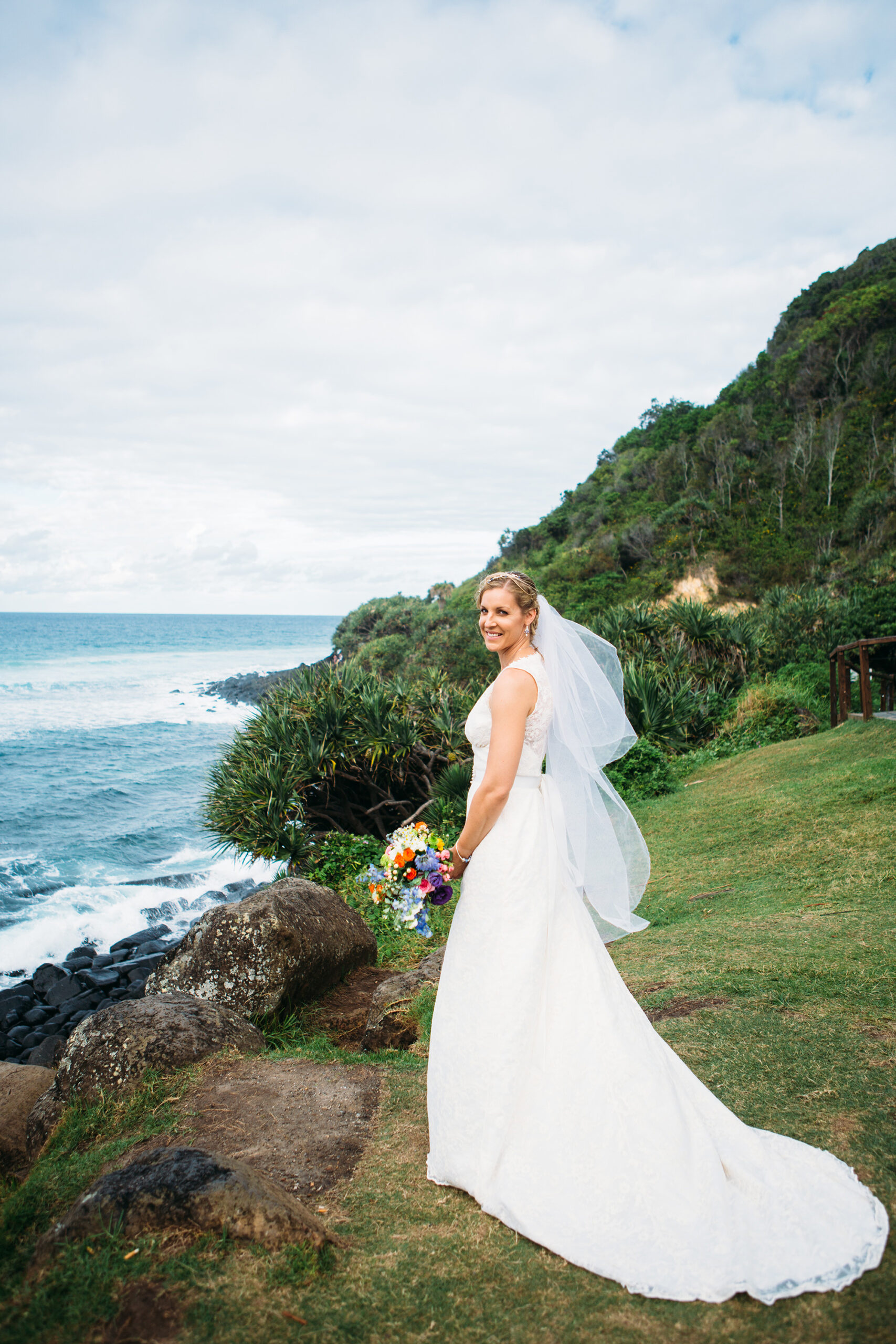 Taryn_Andrew_Vintage-Beach-Wedding-SBS_020