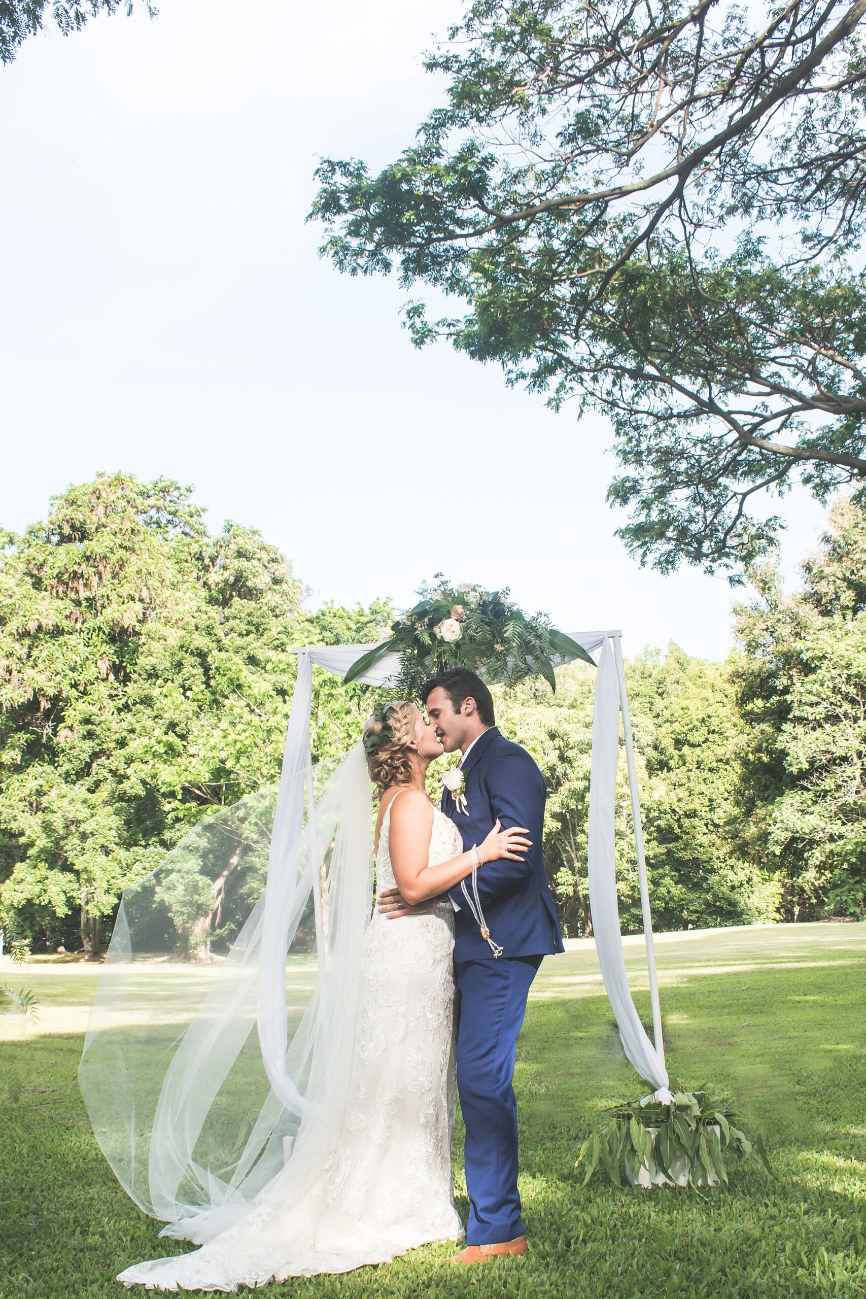 Taryn_Hayden_Romantic-Wedding_Desire-Photography_SBS_028