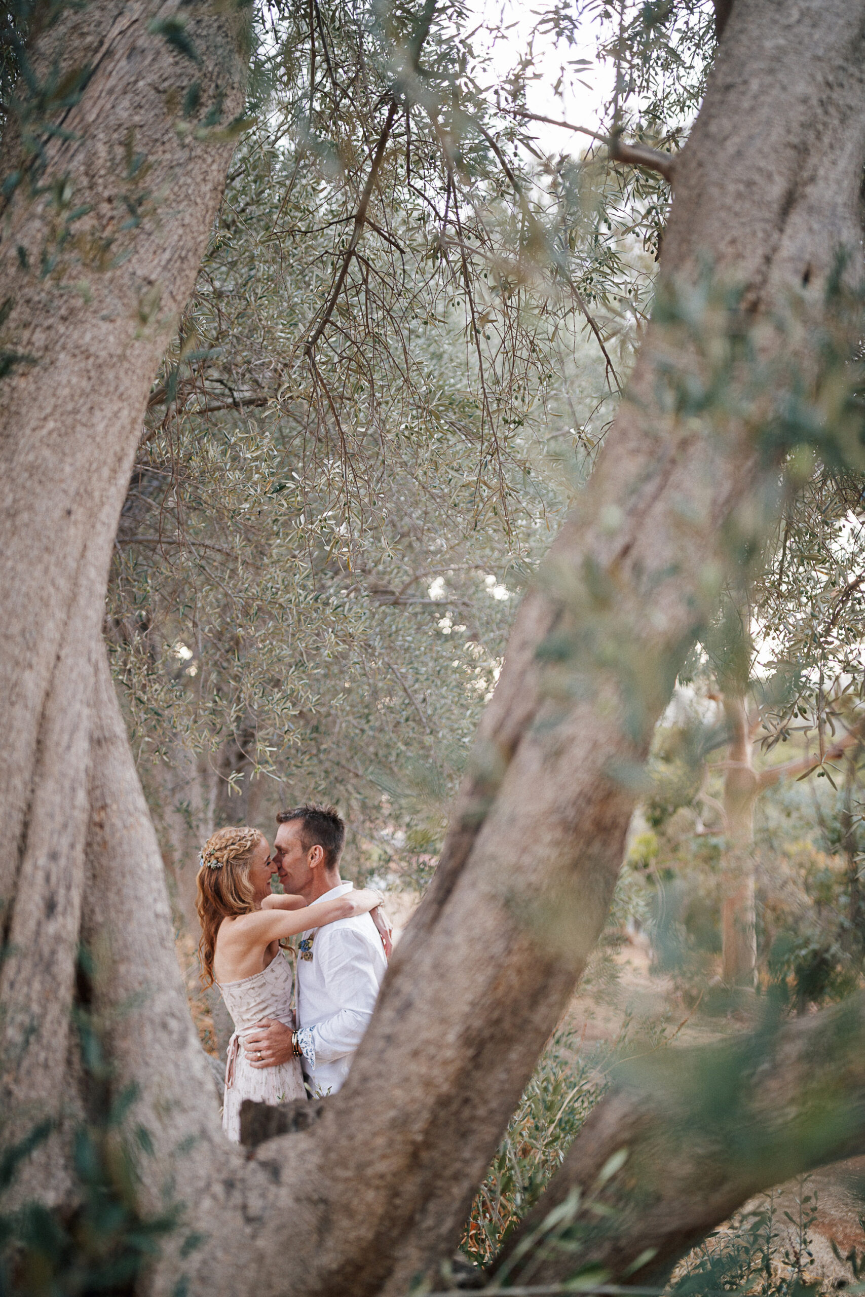 Tash Jay Bohemian Farm Wedding James Field Photography FAV 036 scaled