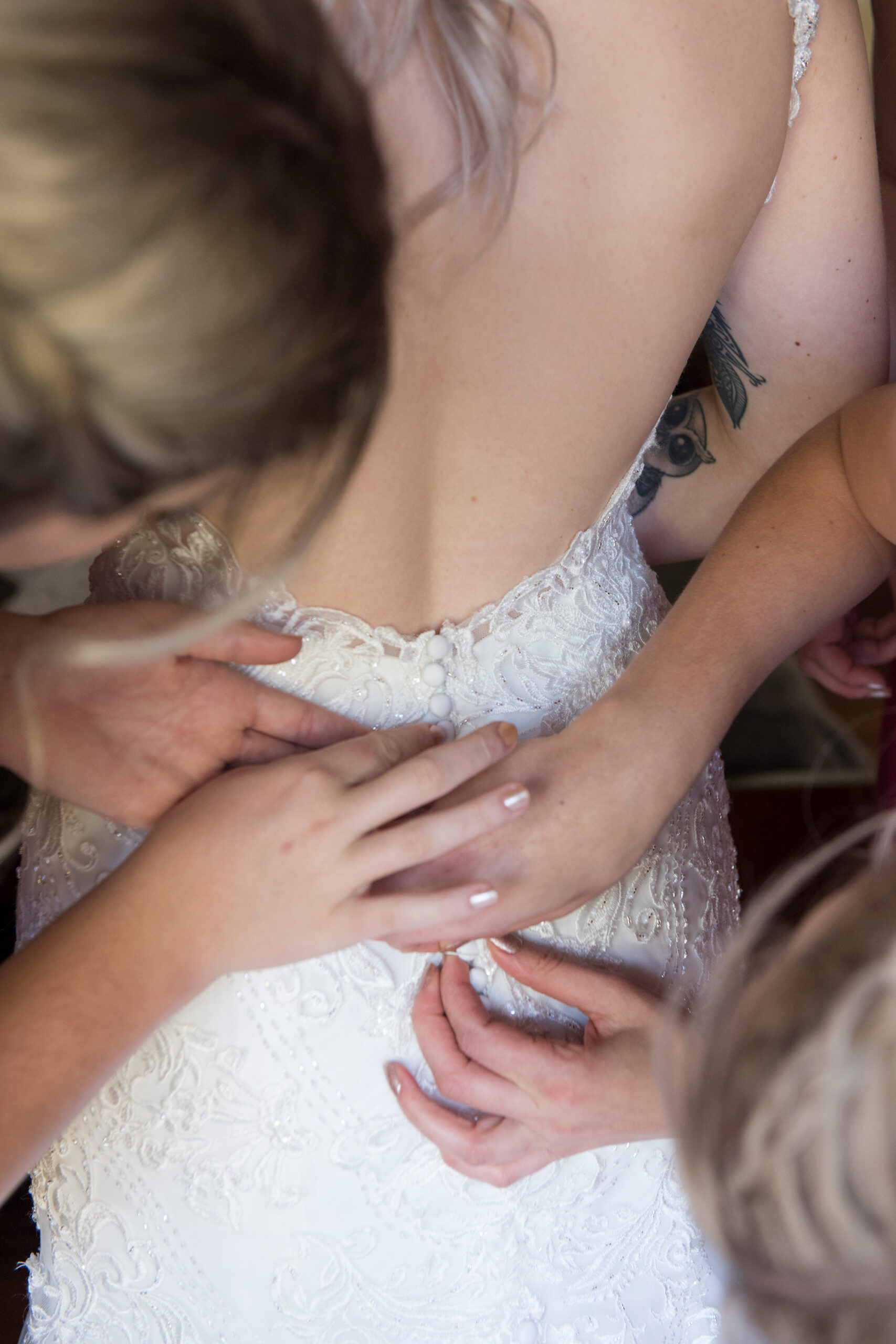 Tegan Matt Romantic Rustic Wedding Sue Davis Photography SBS 010 scaled