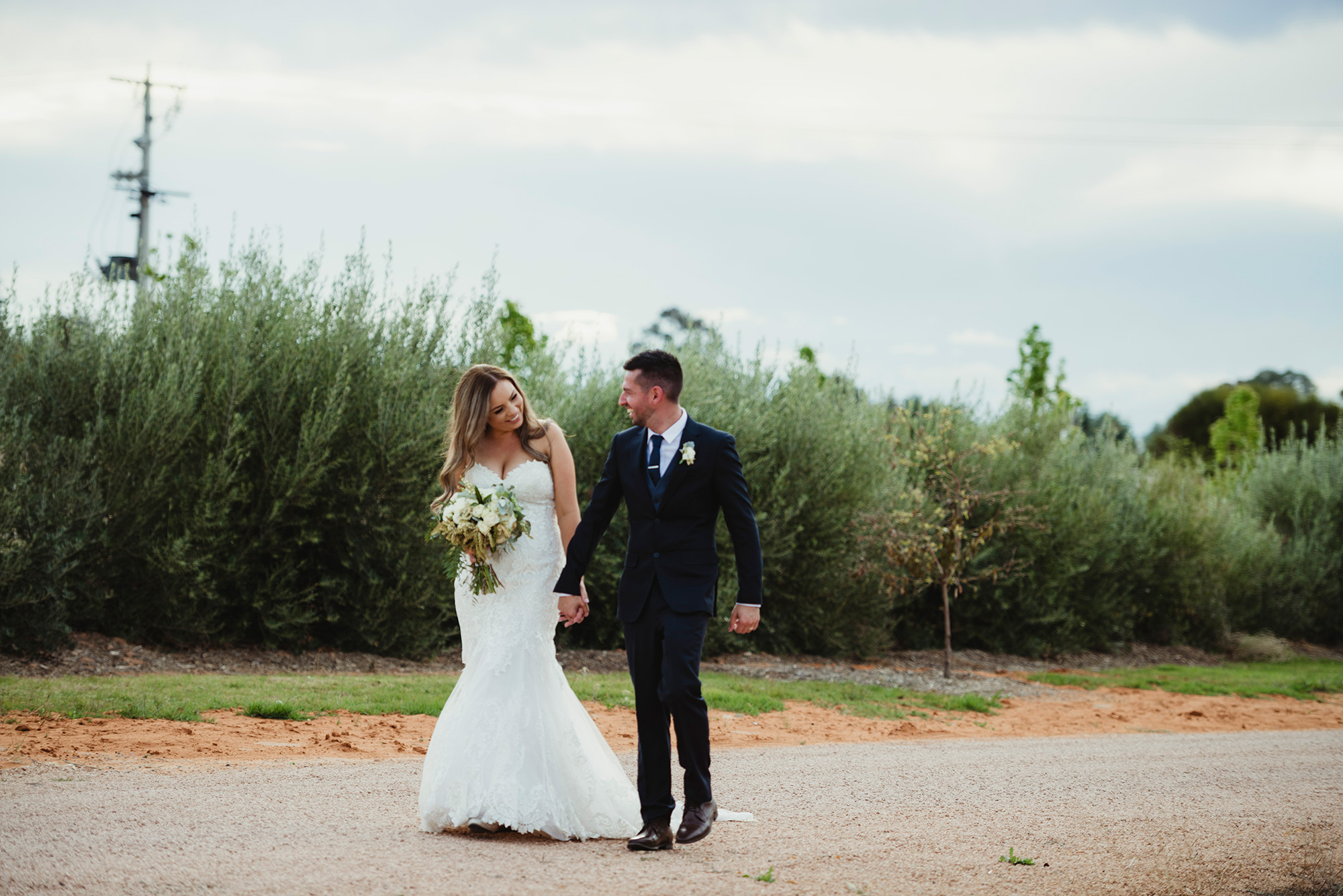 Tegan Morgan Modern Rustic Wedding SD Photography Mildura 027