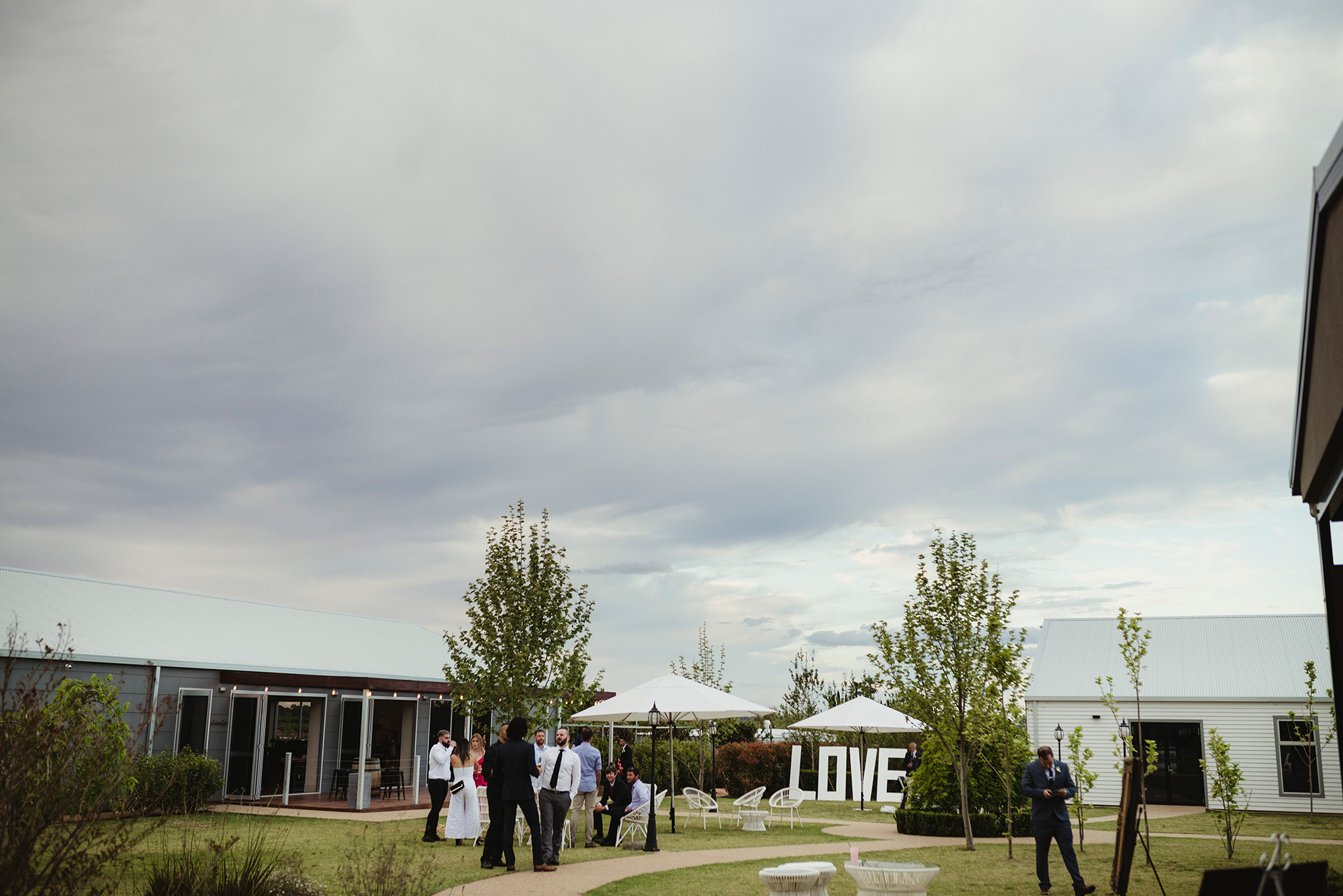 Tegan Morgan Modern Rustic Wedding SD Photography Mildura 044