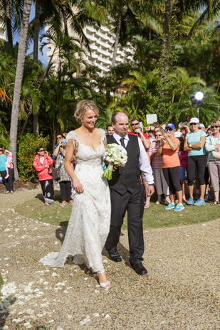 Tenae_Brett_Beach-Wedding_309_014