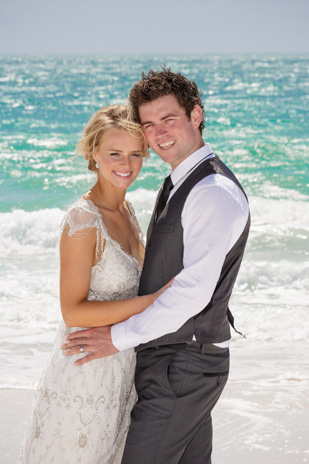 Tenae_Brett_Beach-Wedding_309_069