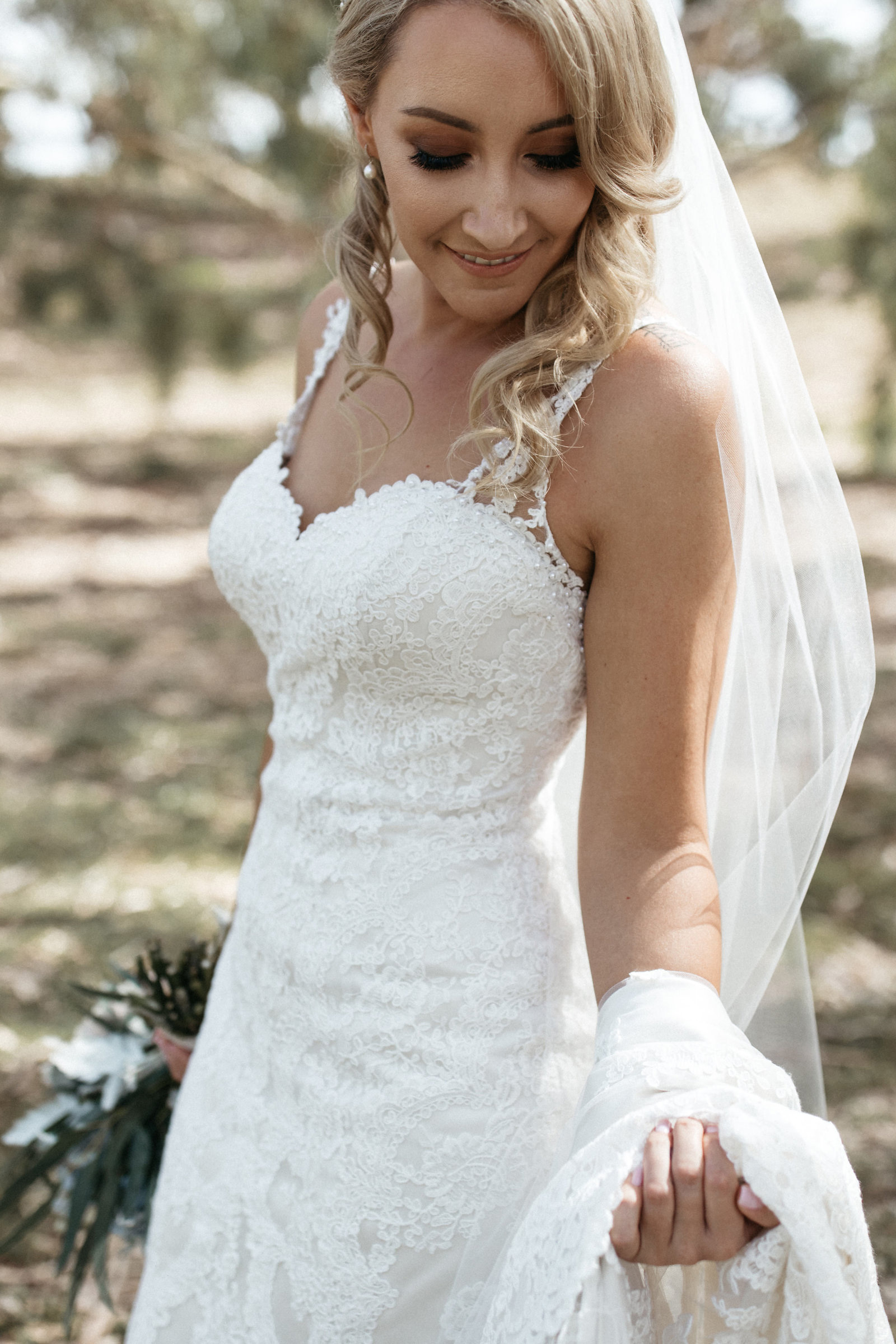 Toyah_Dylan_Modern-Rustic-Wedding_Dan-Evans-Photography_SBS_016