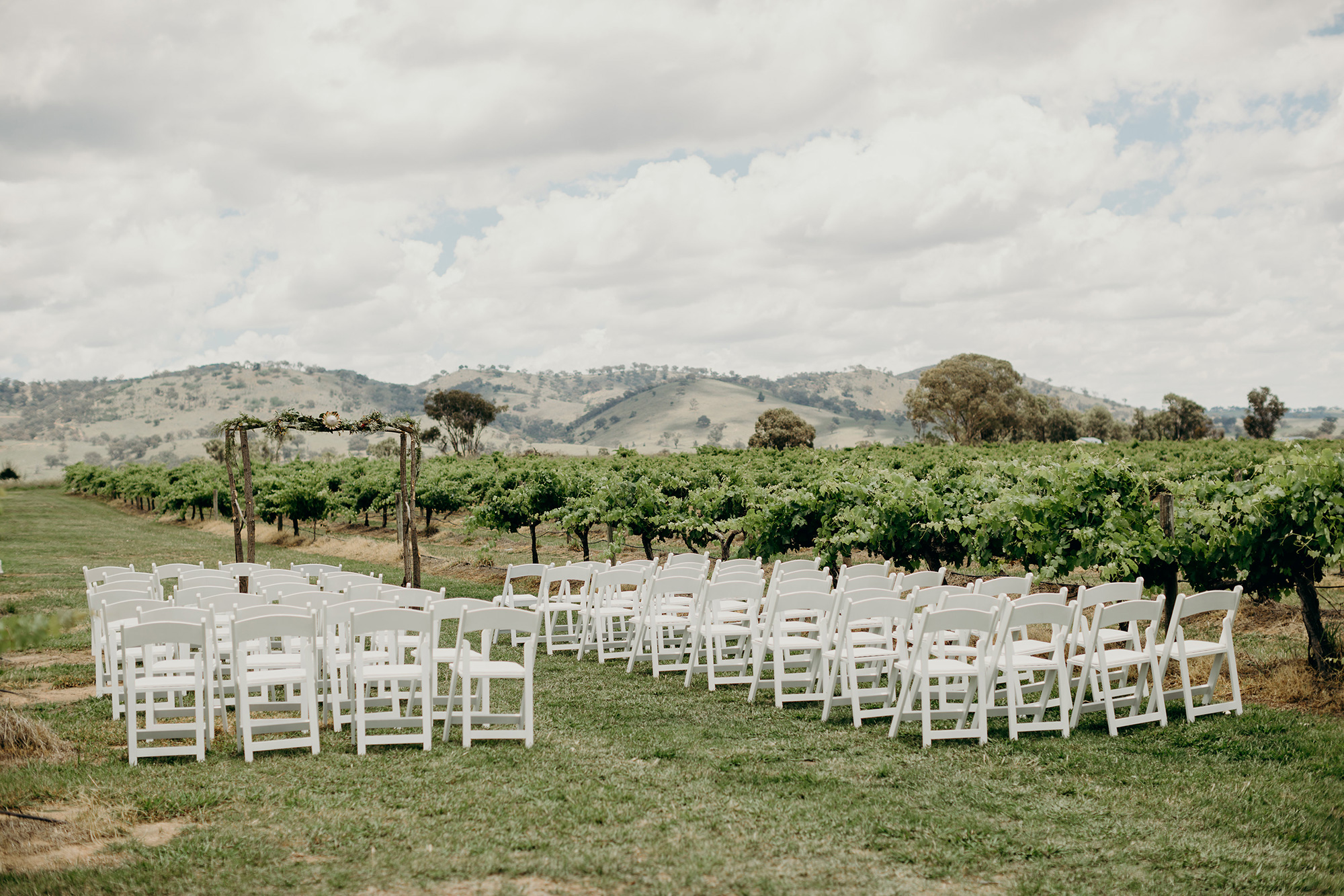 Vanessa_Stuart_Country-Vineyard-Wedding_Jazelle-Venter-Photography_002