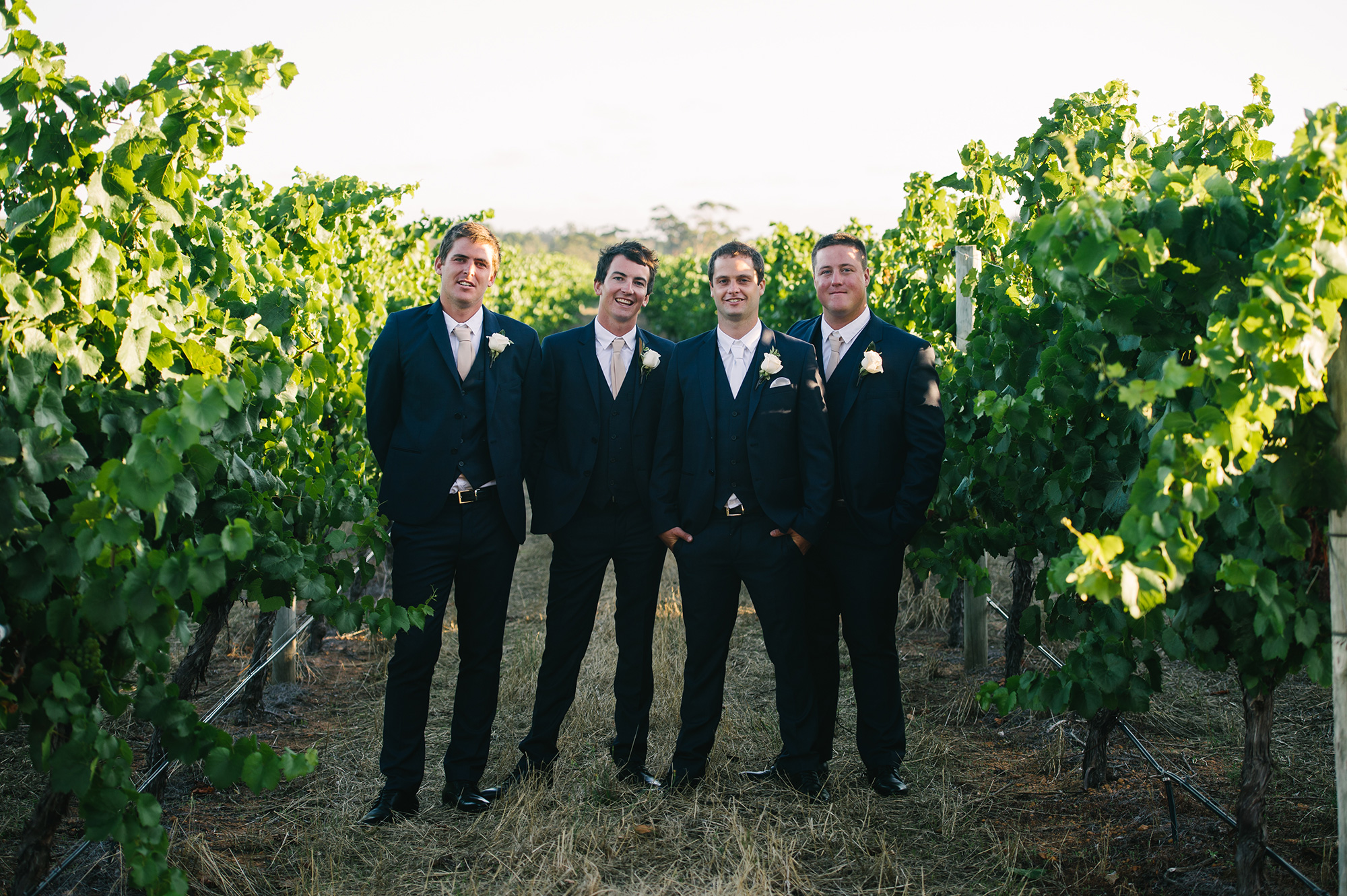 Vicky_Chace_Vineyard-Wedding_036