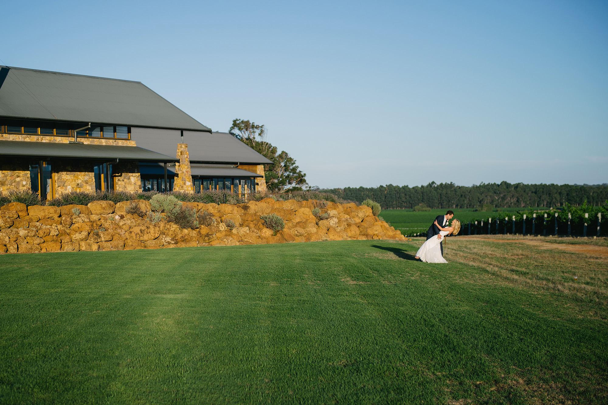 Vicky_Chace_Vineyard-Wedding_038