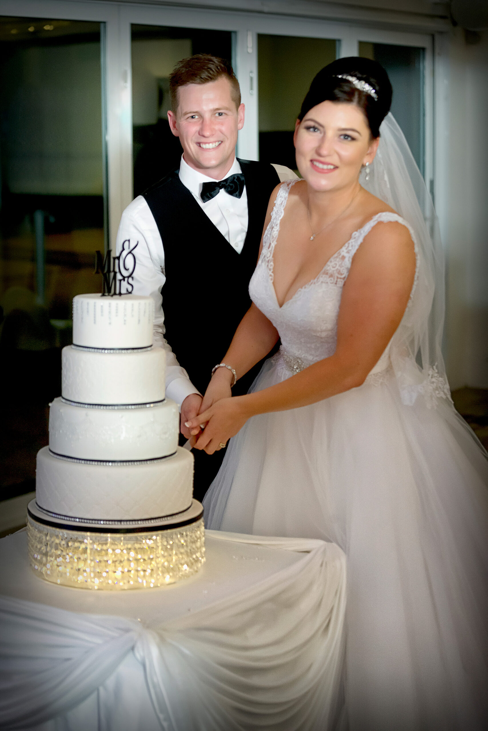 Victoria_Luke_Classic-Wedding_Steve-Hughes-Photography_SBS_035