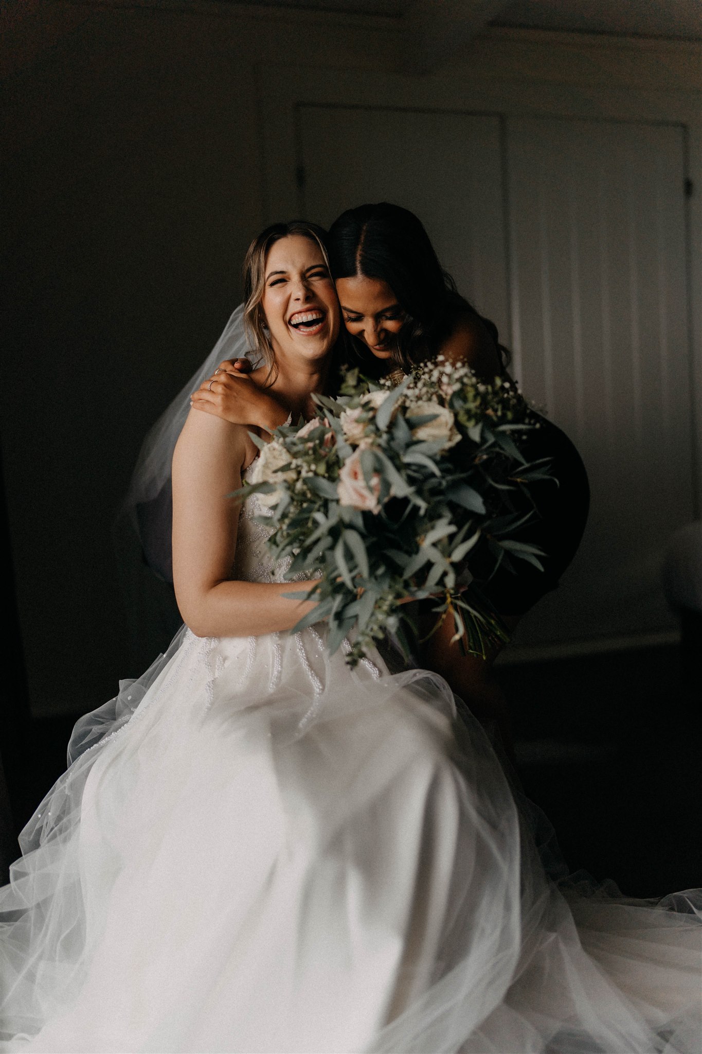 Modern romantic wedding at Yarra Ranges Estate, Victoria. Photo by Single Soul. Lauren and Damir.