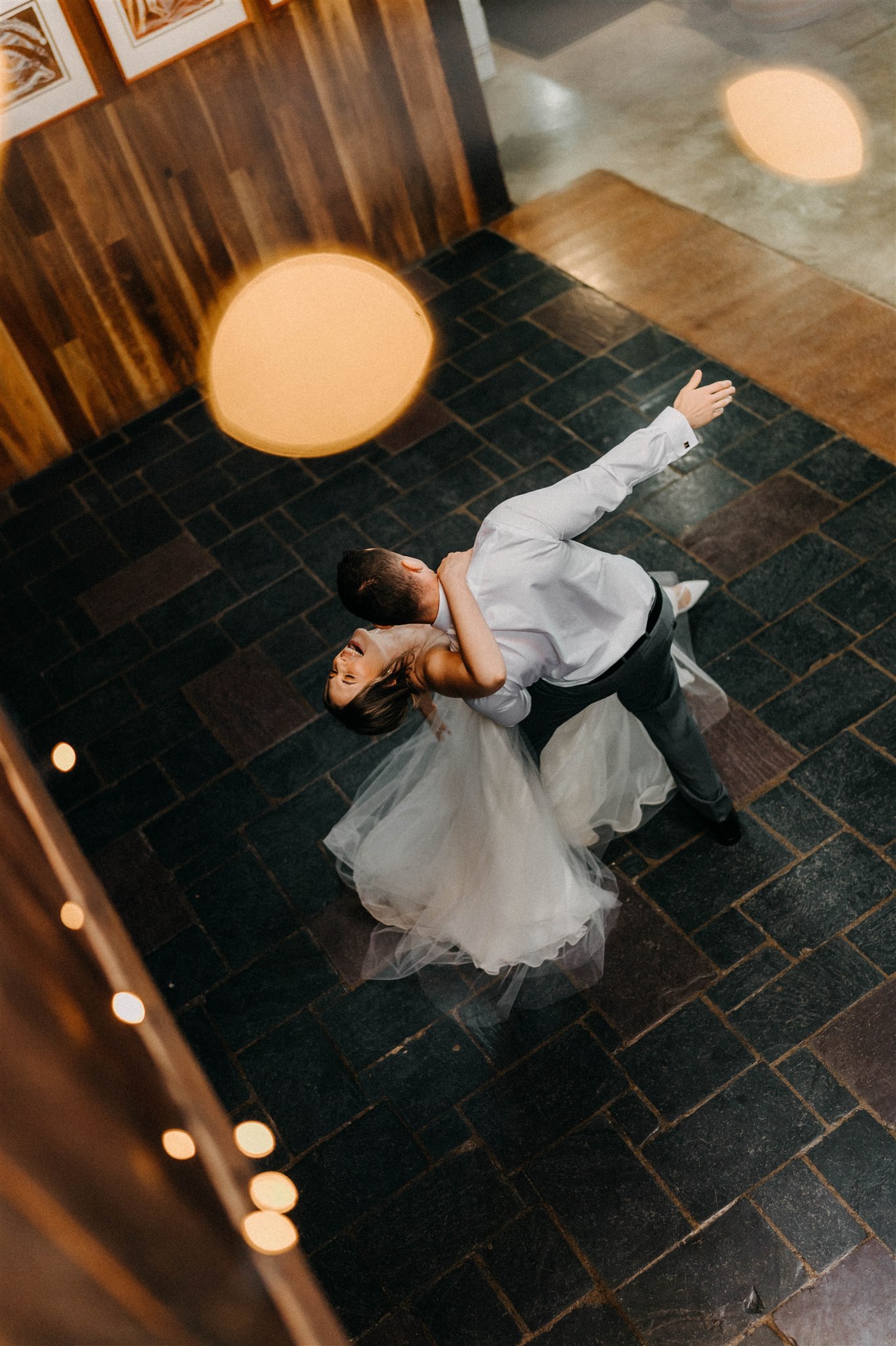 Modern romantic wedding at Yarra Ranges Estate, Victoria. Photo by Single Soul. Lauren and Damir.