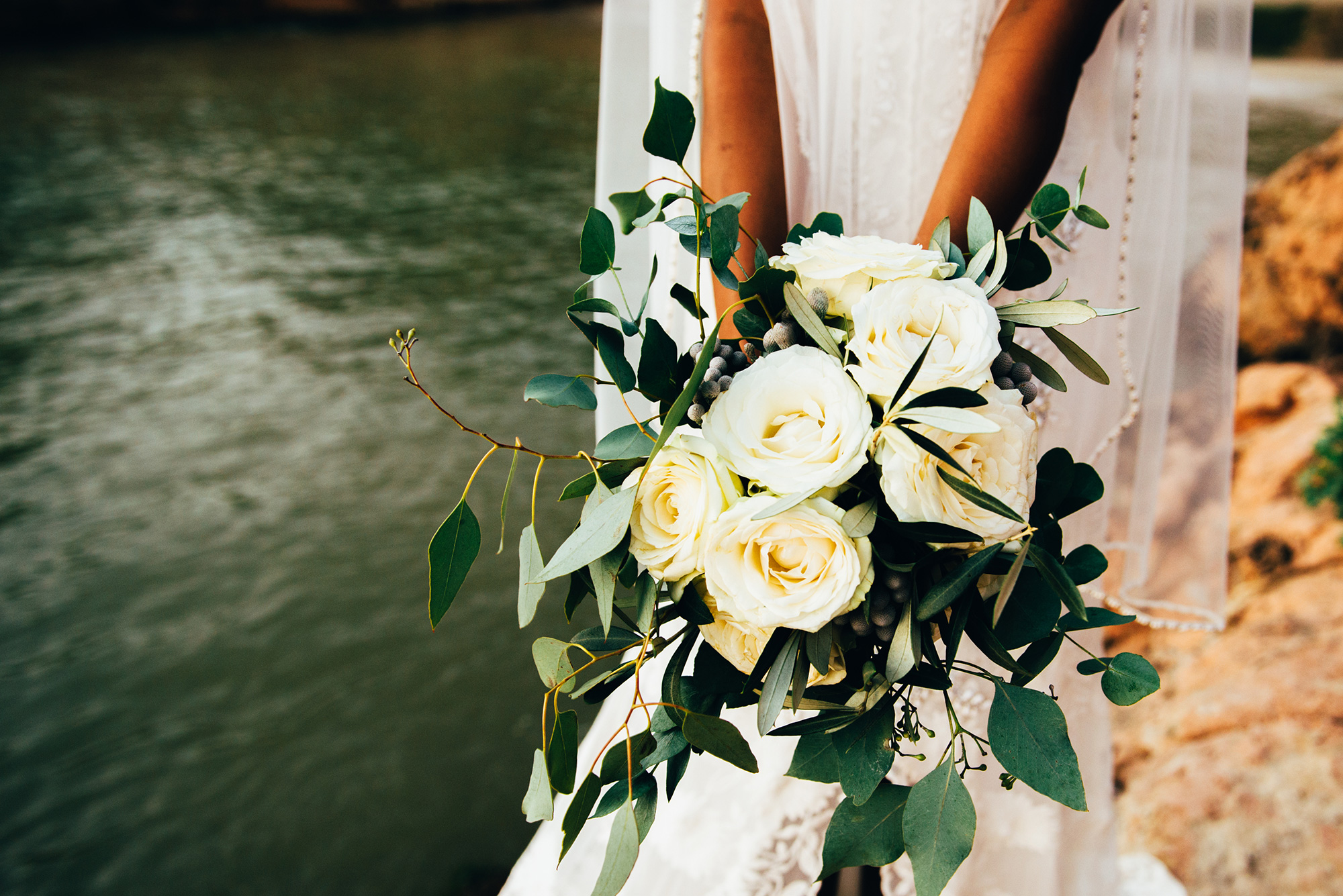 Agee_Mat_Simple-Bohemian-Beach-Wedding_Allison-Dewey-Photography_038