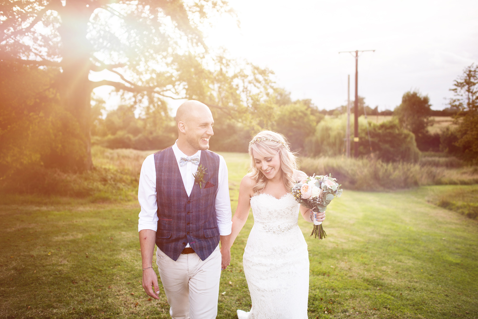 Alexandra_Jake-Rustic-Wedding_007