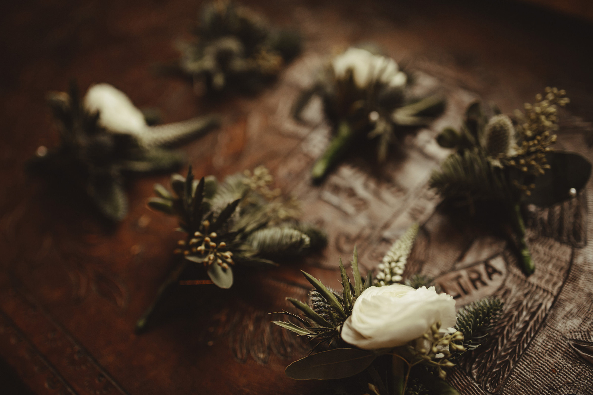 Alice_Daniel_Elegant-Winter-Wedding_Green-Antlers-Photography_001