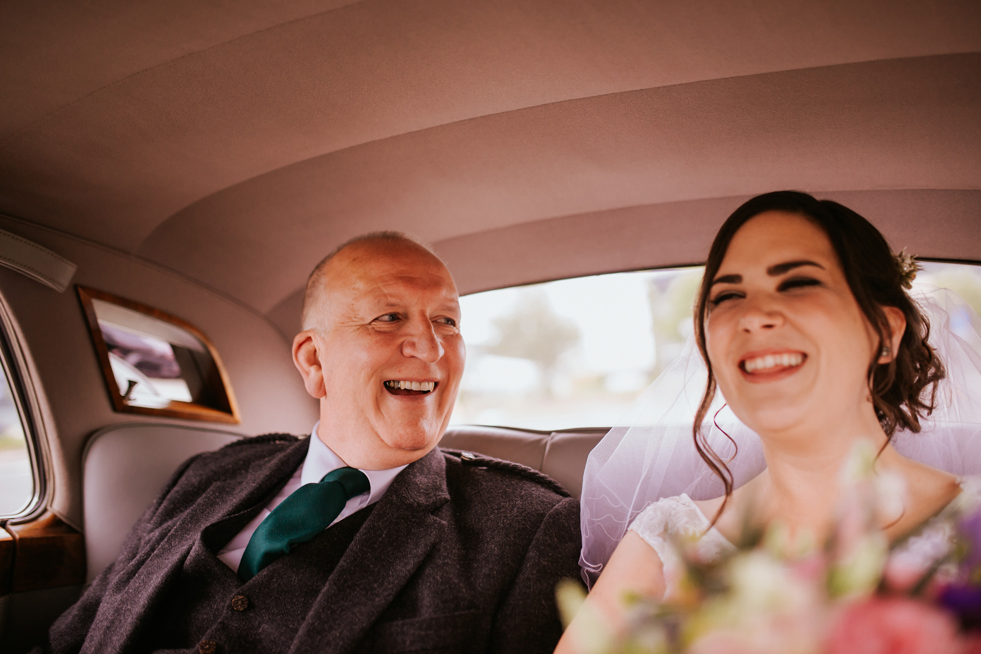 Amy_Martin_Rustic-Farm-Wedding_008