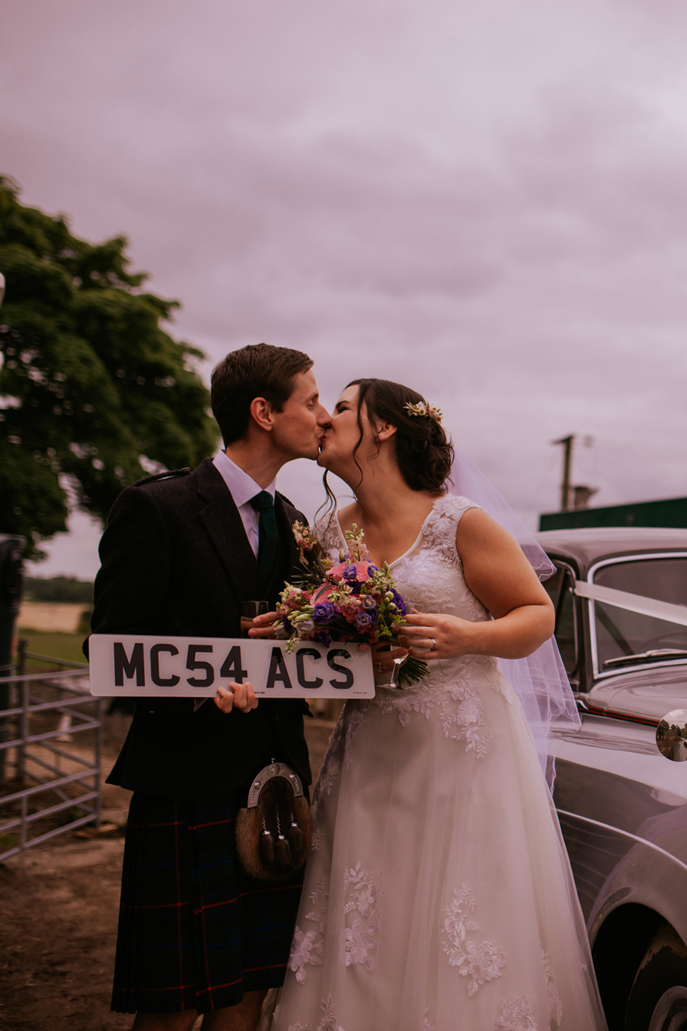 Amy_Martin_Rustic-Farm-Wedding_SBS_015