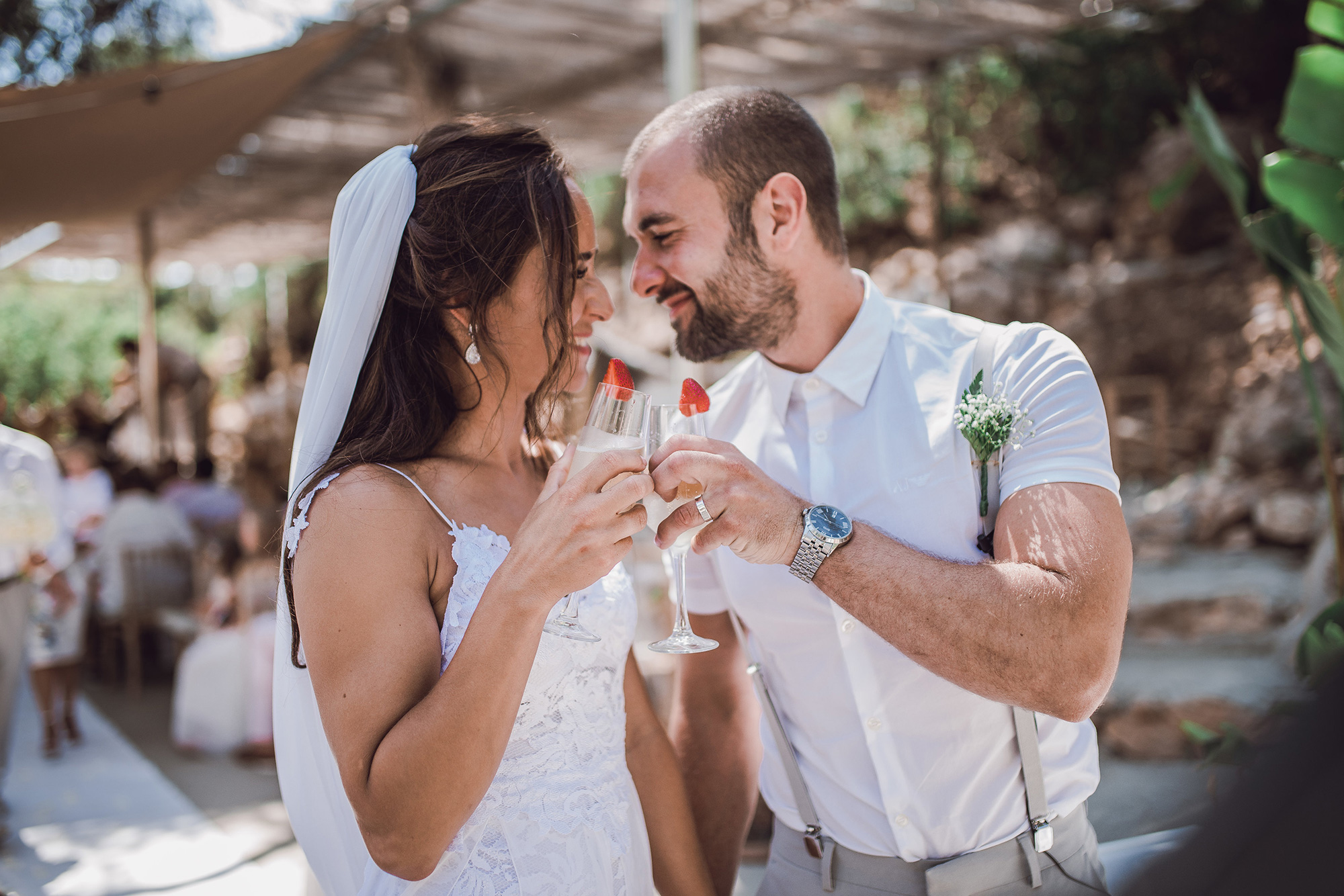 Amy_Peter_Boho-Beach-Wedding_Rebecca-Claire-Jackson-Photography_013