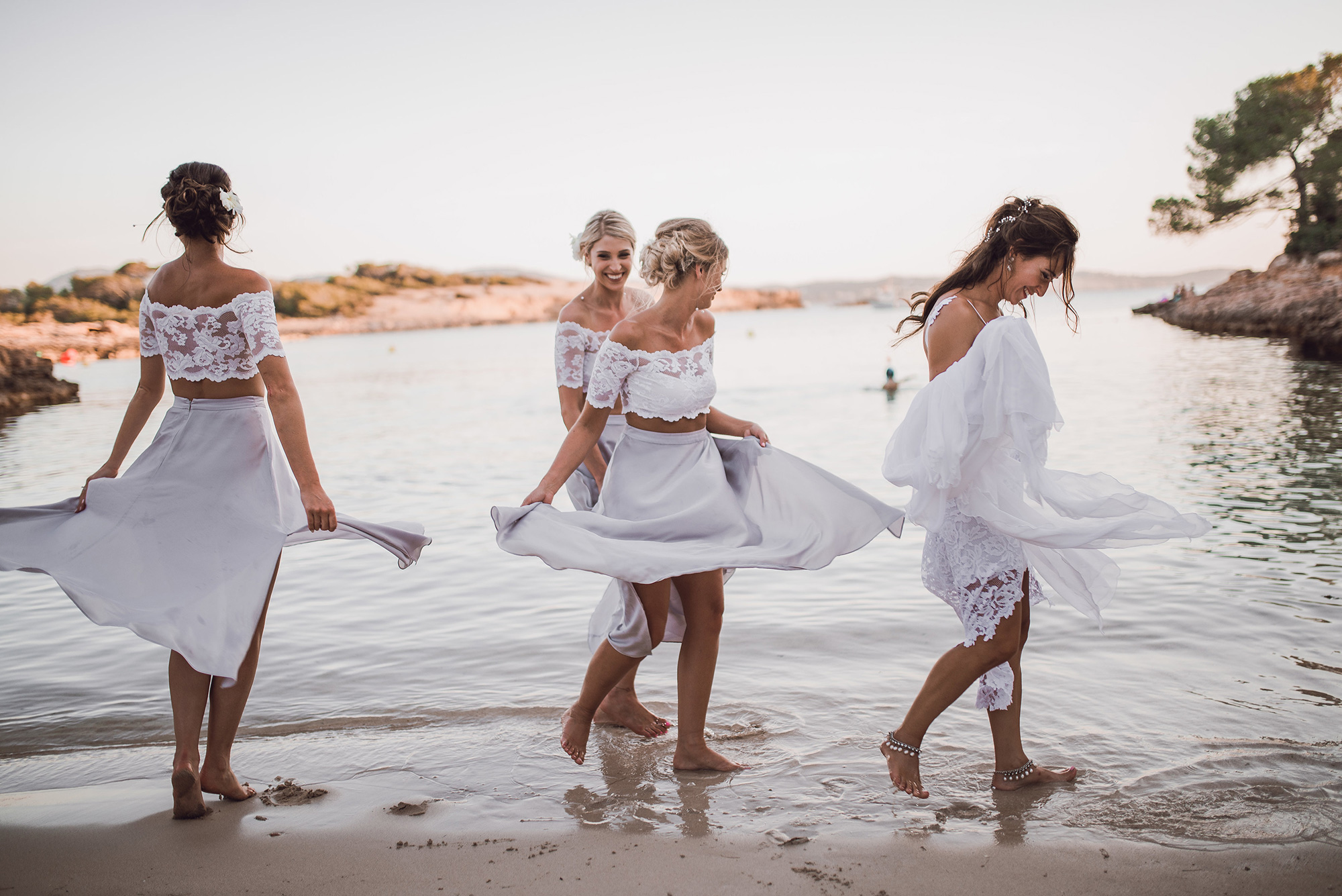 Amy_Peter_Boho-Beach-Wedding_Rebecca-Claire-Jackson-Photography_038