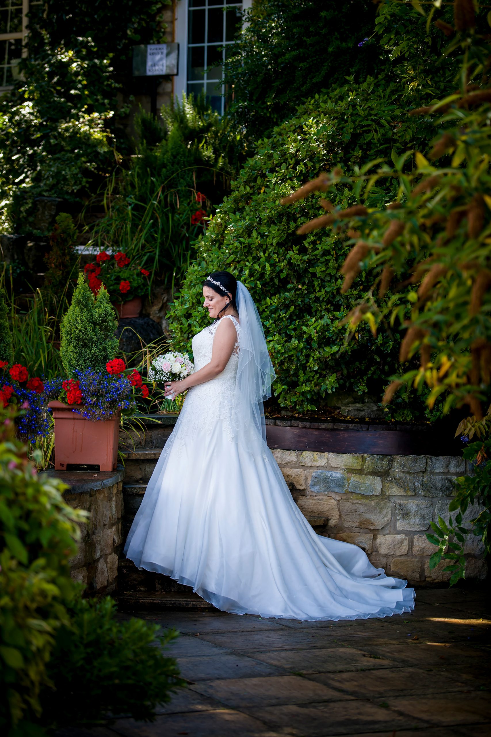 Angela Simon Contemporary Wedding Marcus Charter Photography 019 scaled