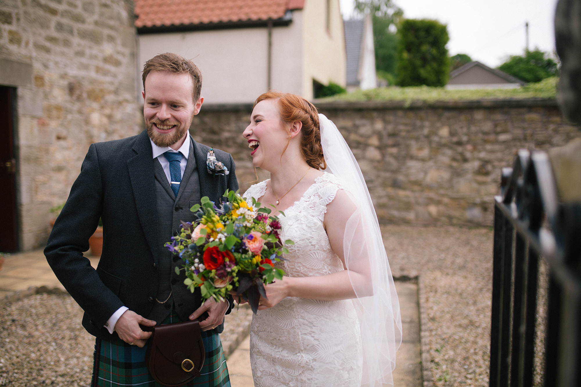 Annie_Xander_Laidback-Scottish-Wedding_Ewa-Labuda-Photography_038