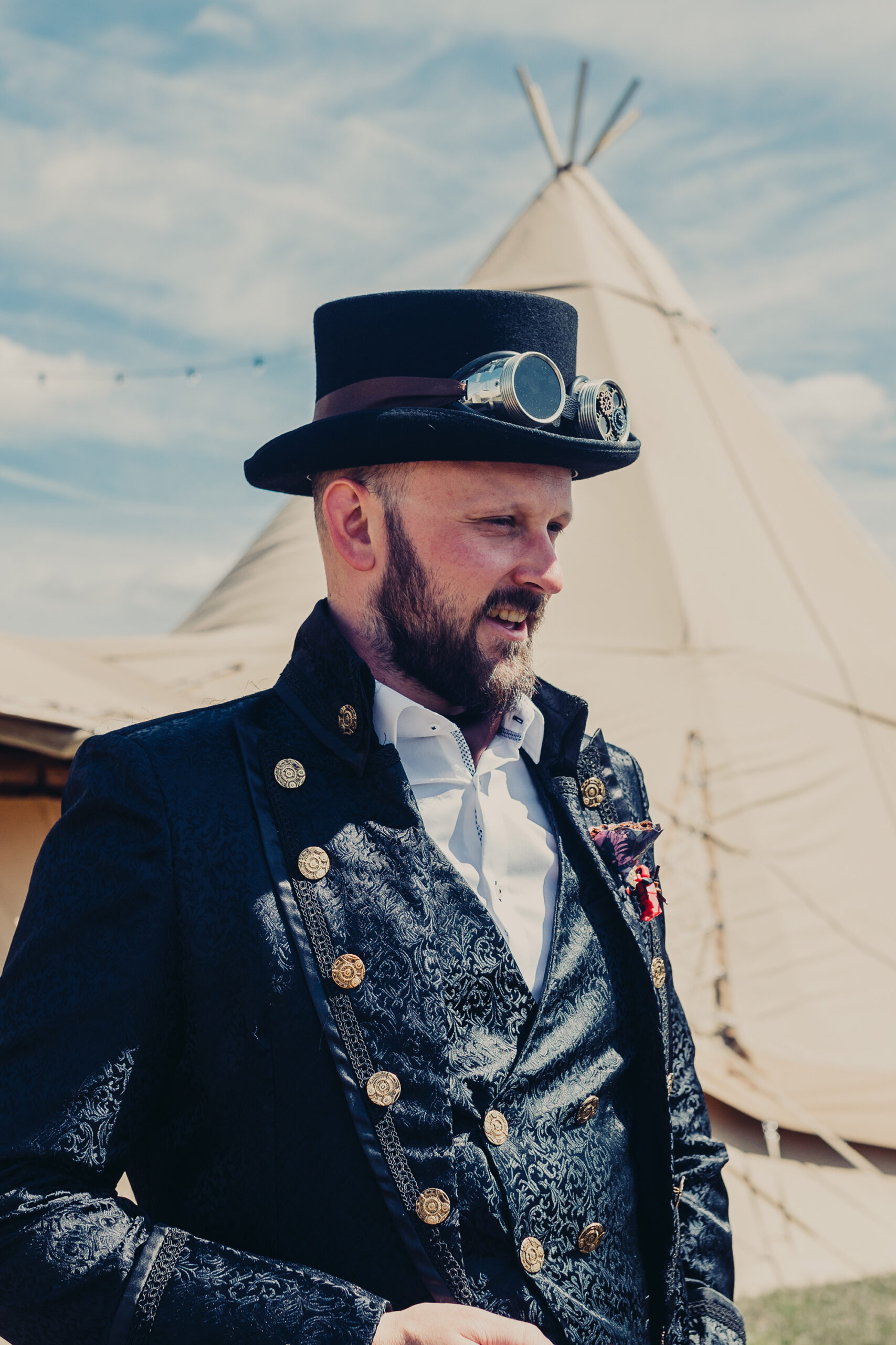April Rien Steampunk Festival Wedding Chelsea Shoesmith Photography SBS 010 scaled