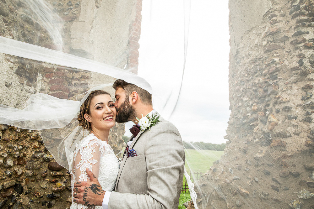 Ashleigh James Bohemian Barn Wedding Lorna Newman Photography 001