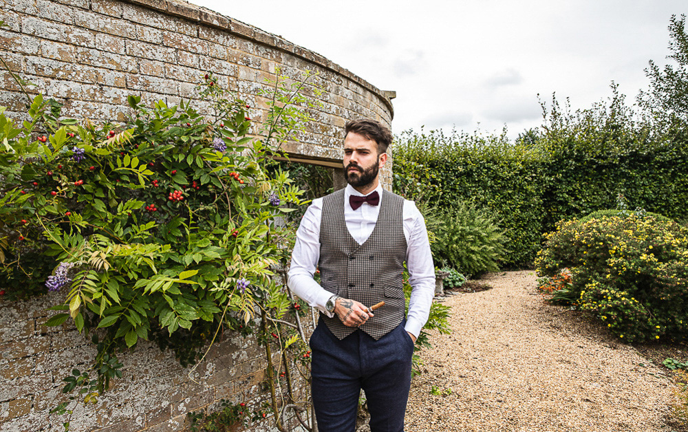 Ashleigh James Bohemian Barn Wedding Lorna Newman Photography 017