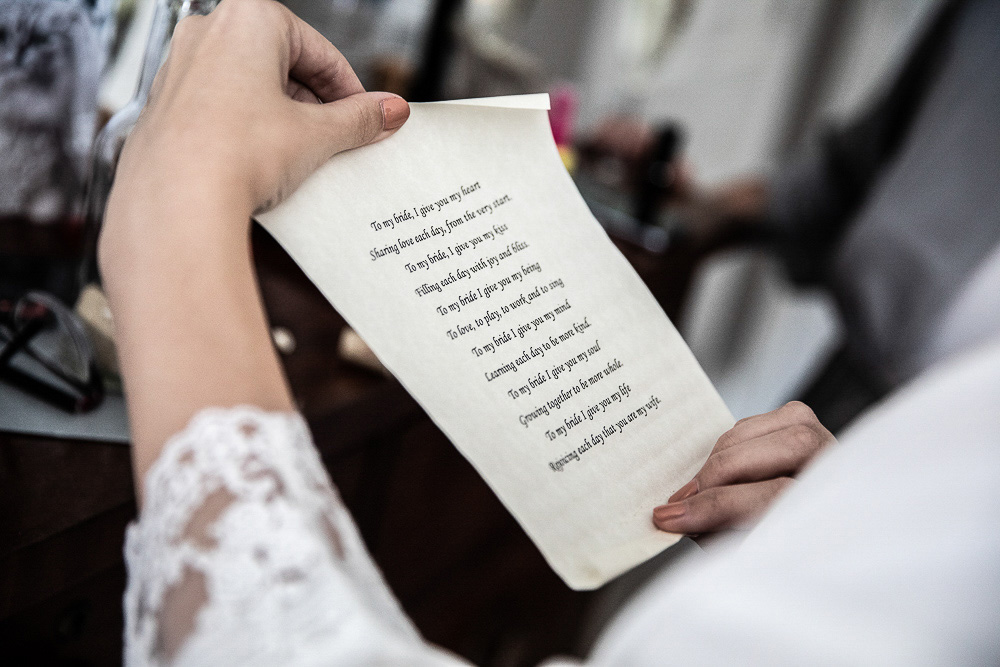 Ashleigh James Bohemian Barn Wedding Lorna Newman Photography 018