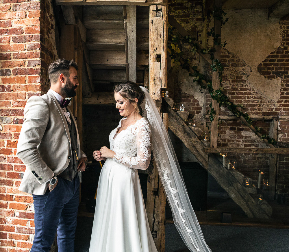 Ashleigh James Bohemian Barn Wedding Lorna Newman Photography 032