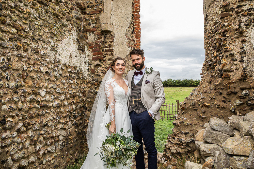 Ashleigh James Bohemian Barn Wedding Lorna Newman Photography 035