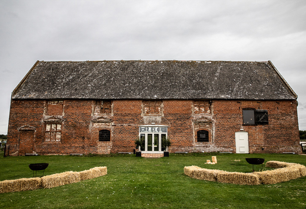 Ashleigh James Bohemian Barn Wedding Lorna Newman Photography 047