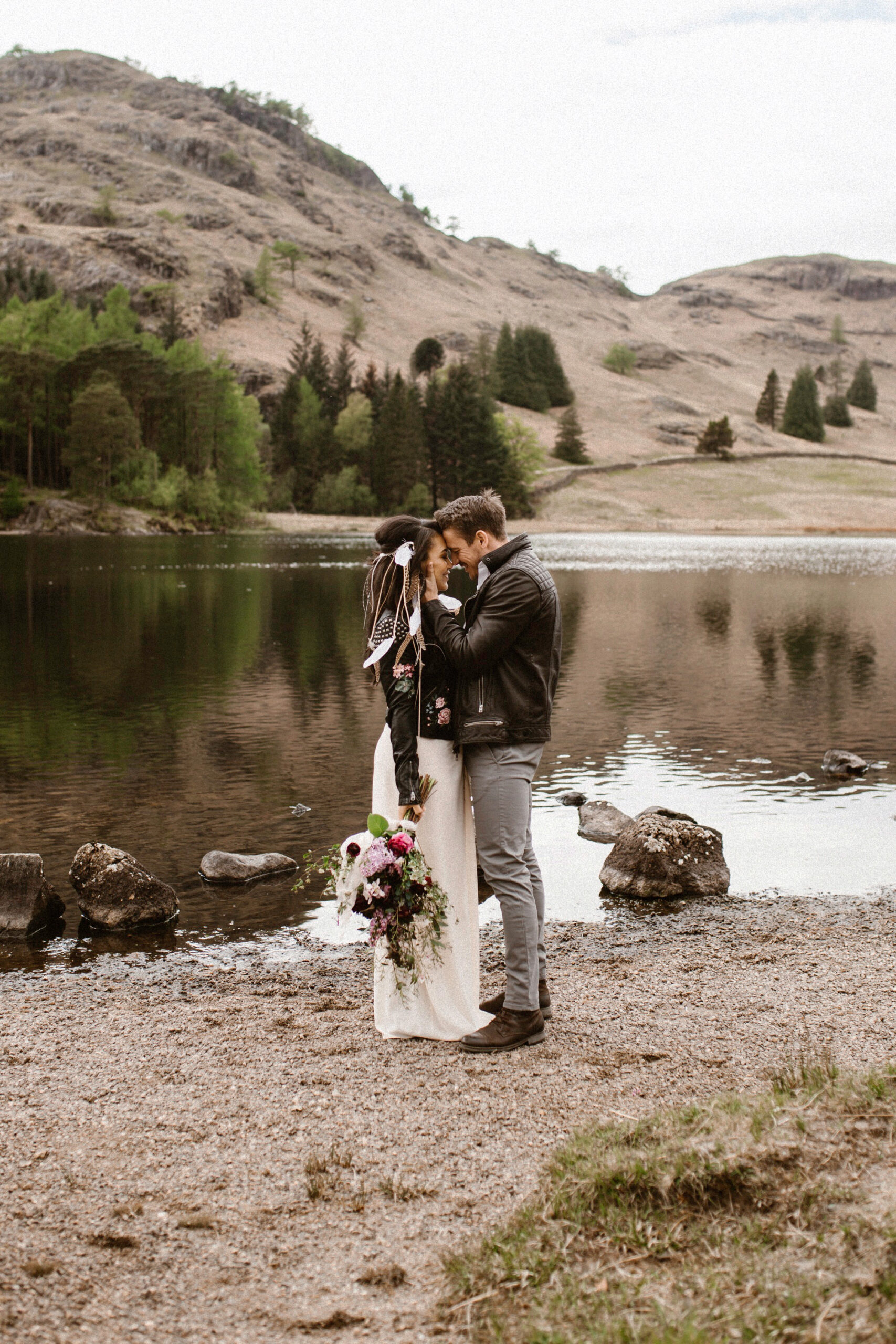 Bohemian-Elopement_Wedding-Inspiration_Agnes-Black-Photography_026