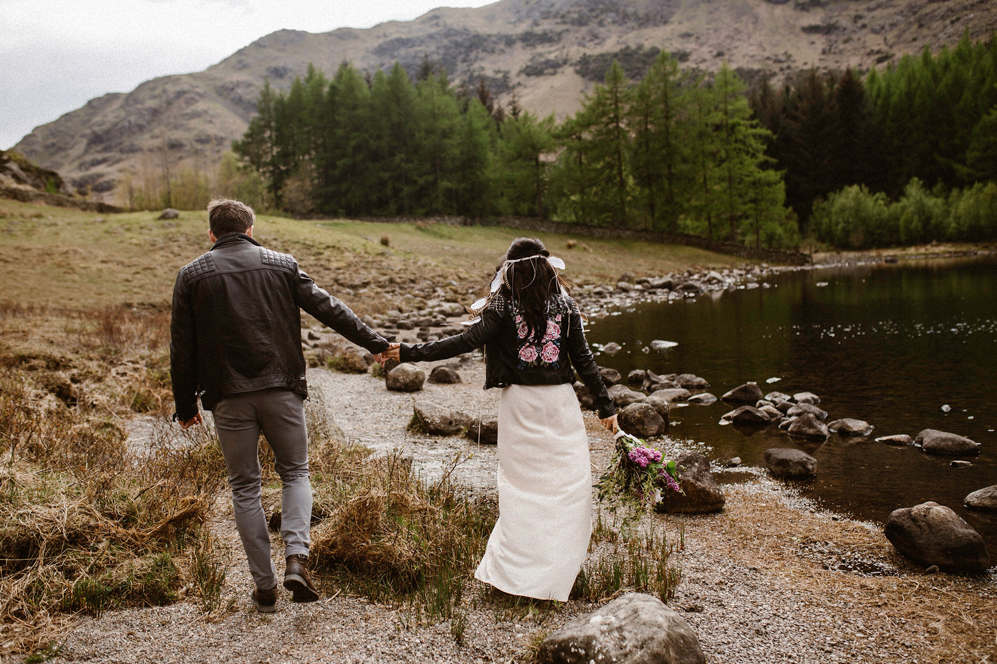 Bohemian-Elopement_Wedding-Inspiration_Agnes-Black-Photography_033